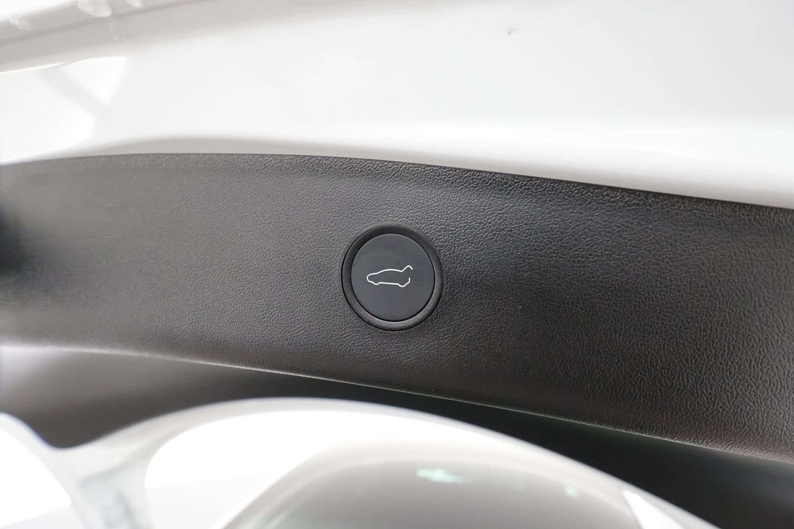 TESLA MODEL 3 2023 Long Range Dual Motor * ILP / ACC / Lasikatto / Matrix-LED / P.kamera / Muistipenkki / Premium Audio / Navi / Keyless * - Akku kuntotarkastettu!