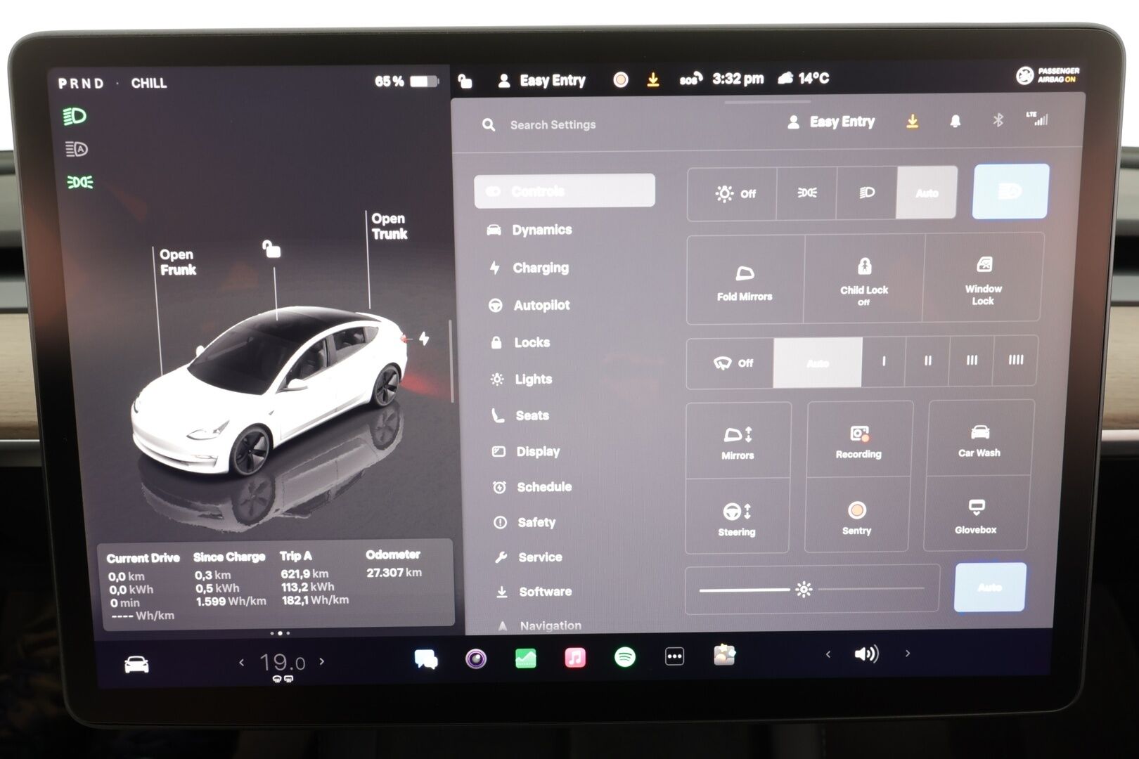 TESLA MODEL 3 2023 Long Range Dual Motor * ILP / ACC / Lasikatto / Matrix-LED / P.kamera / Muistipenkki / Premium Audio / Navi / Keyless * - Akku kuntotarkastettu!