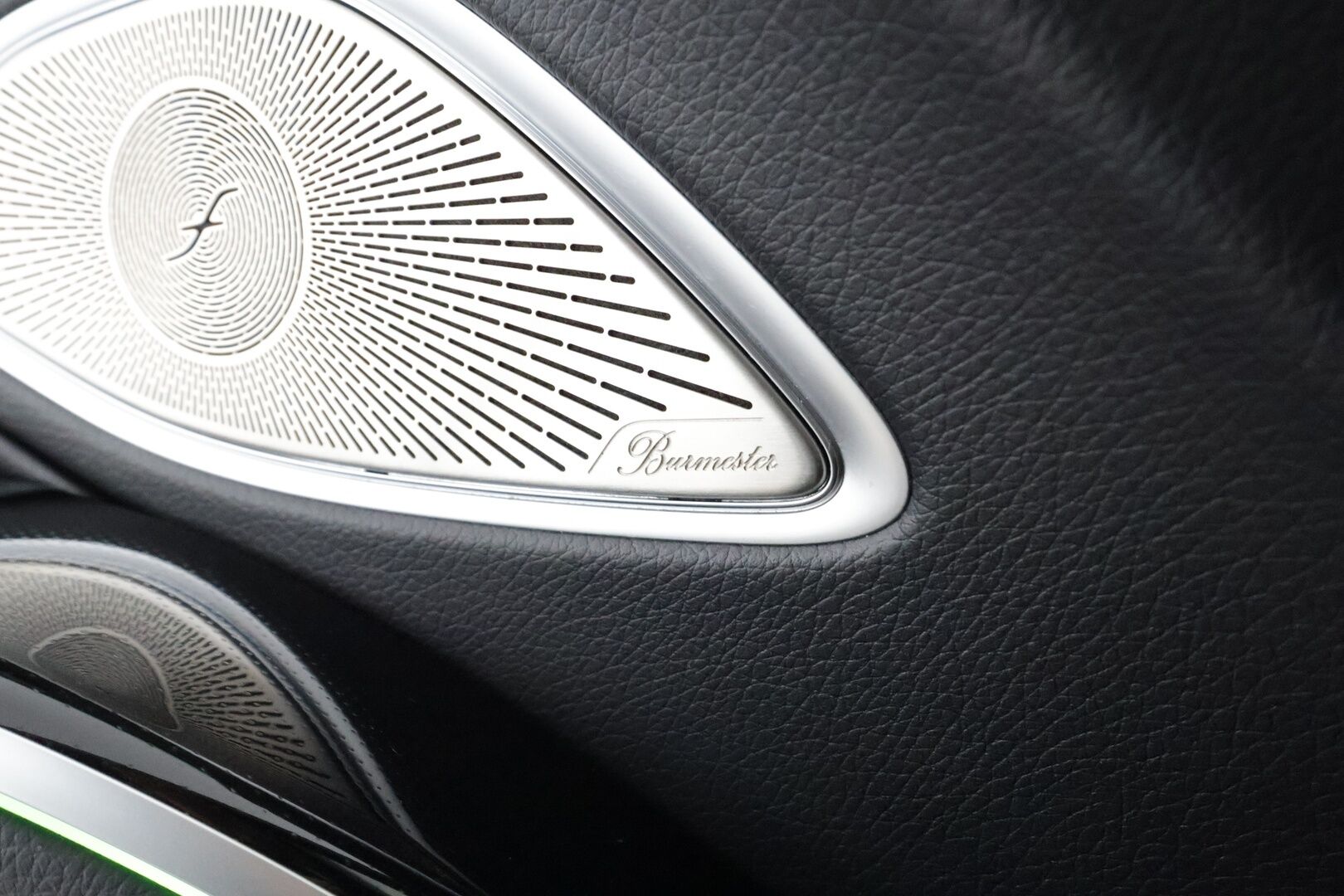 MERCEDES-BENZ EQS 2022 450+ * Distronic / Burmester / Koukku / Panorama / HUD / Nelipyöräohjaus / 360° / Muistipenkit / Digital-LED / Navi * - Kahdet renkaat - HULLU BLACKWEEK KORKOTARJOUS 2,49%