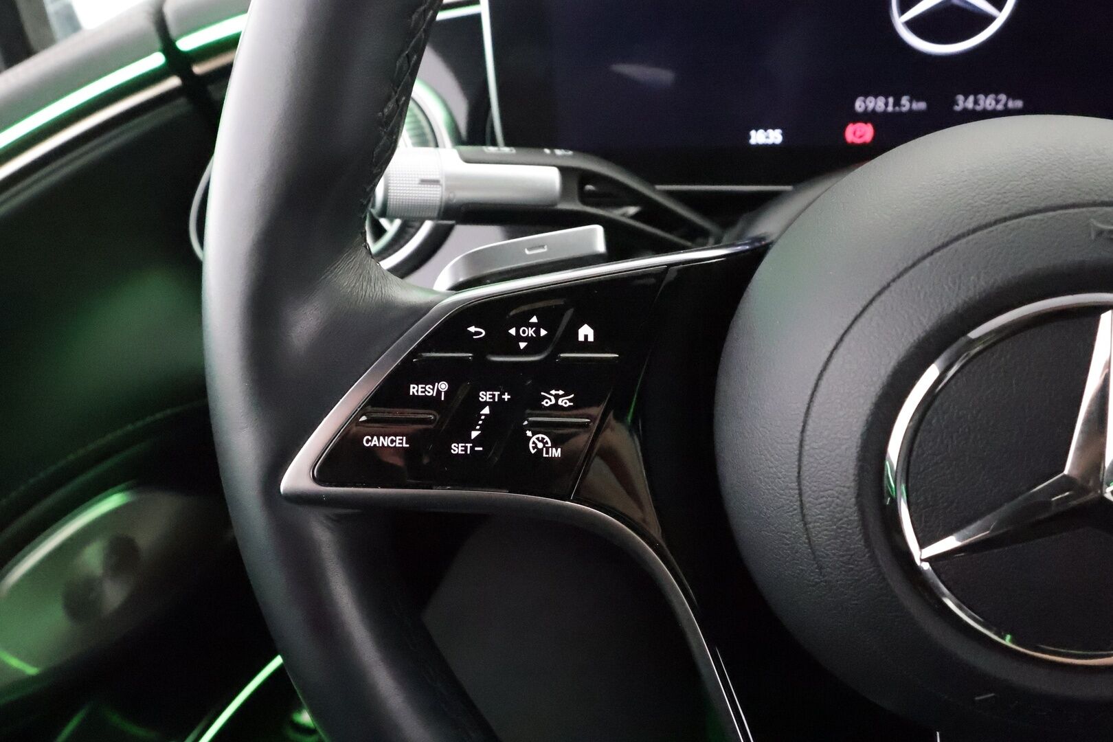 MERCEDES-BENZ EQS 2022 450+ * Distronic / Burmester / Koukku / Panorama / HUD / Nelipyöräohjaus / 360° / Muistipenkit / Digital-LED / Navi * - Kahdet renkaat - HULLU BLACKWEEK KORKOTARJOUS 2,49%