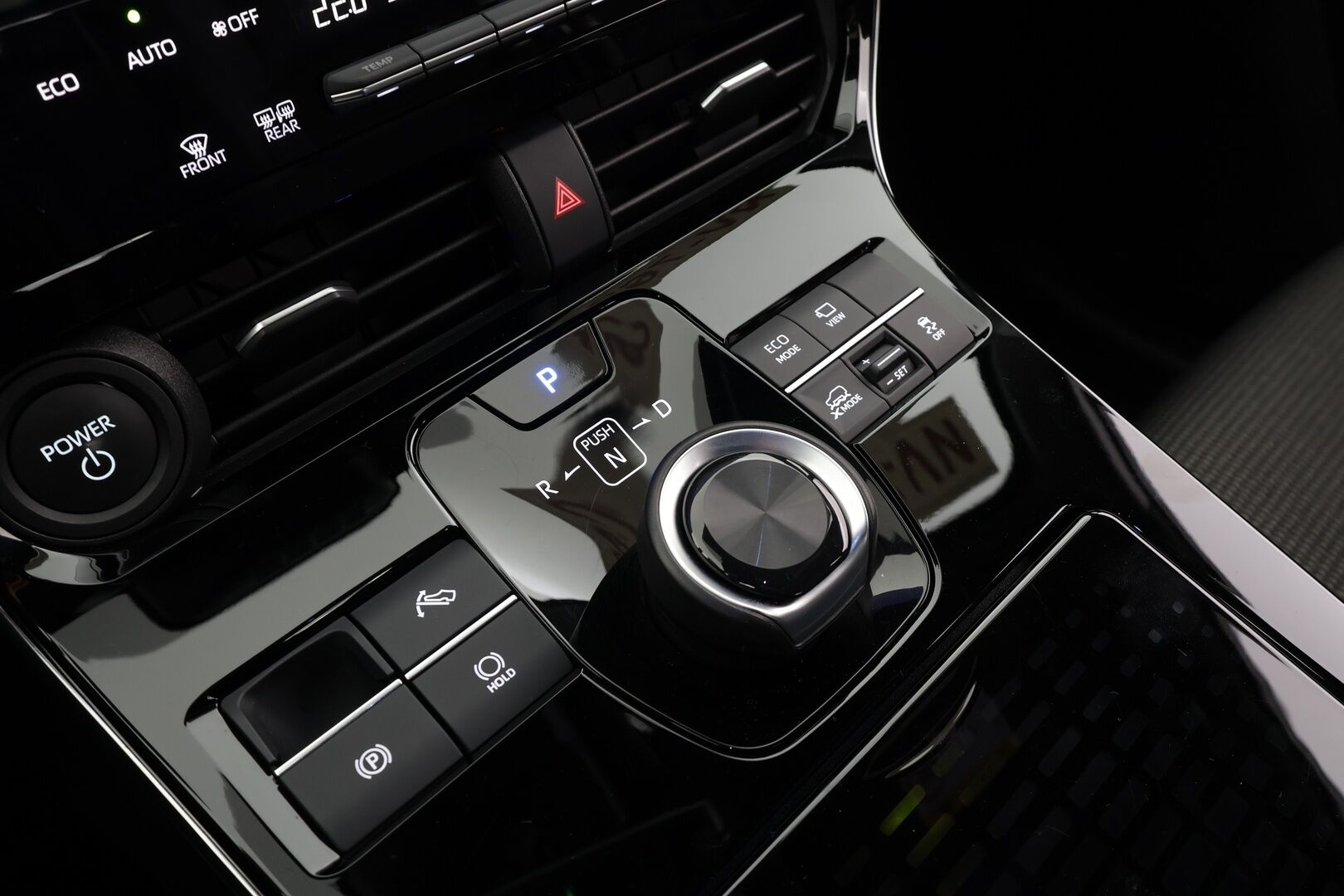 TOYOTA BZ4X 2023 AWD Style * ACC / JBL / 360° / LED / Navi / Puolinahat / Sähköpenkki / Koukku / KeylessGo * - Merkkihuollettu / Akku kuntotarkastettu!