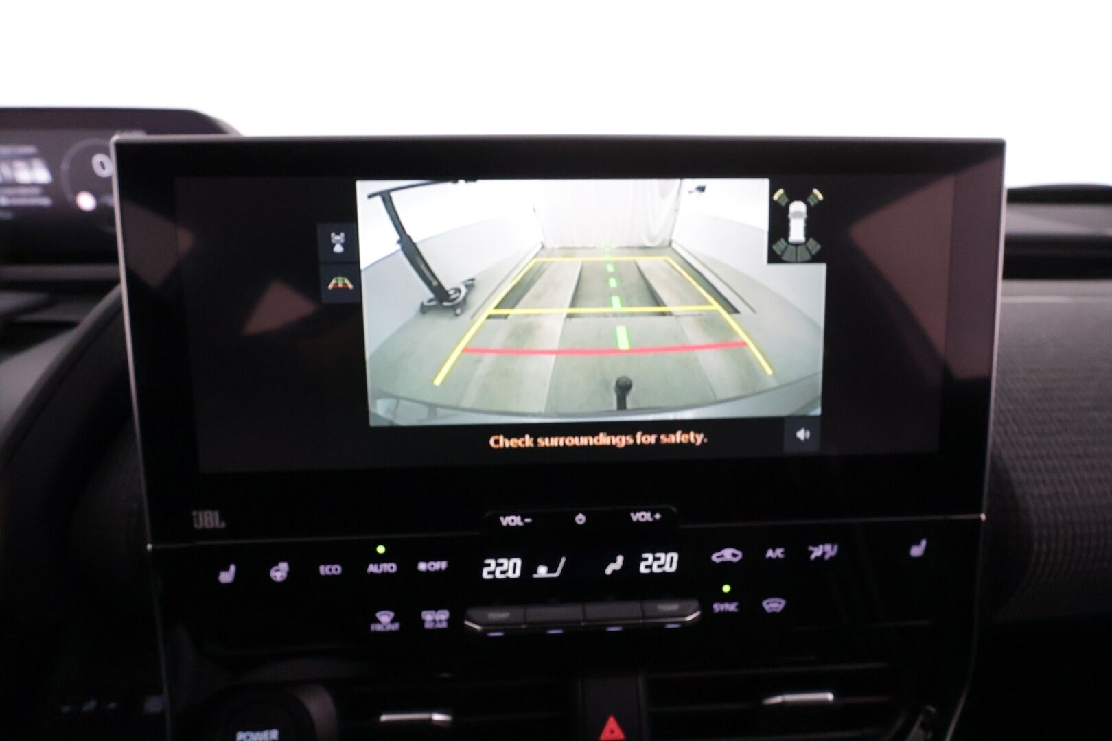 TOYOTA BZ4X 2023 AWD Style * ACC / JBL / 360° / LED / Navi / Puolinahat / Sähköpenkki / Koukku / KeylessGo * - Merkkihuollettu / Akku kuntotarkastettu!