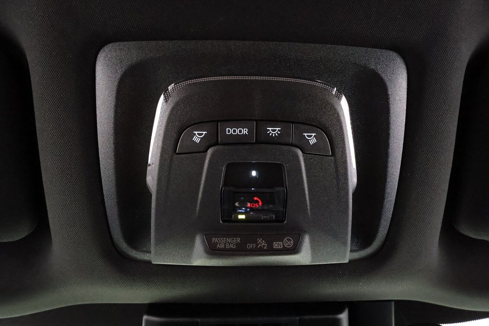 TOYOTA BZ4X 2023 AWD Style * ACC / JBL / 360° / LED / Navi / Puolinahat / Sähköpenkki / Koukku / KeylessGo * - Merkkihuollettu / Akku kuntotarkastettu!