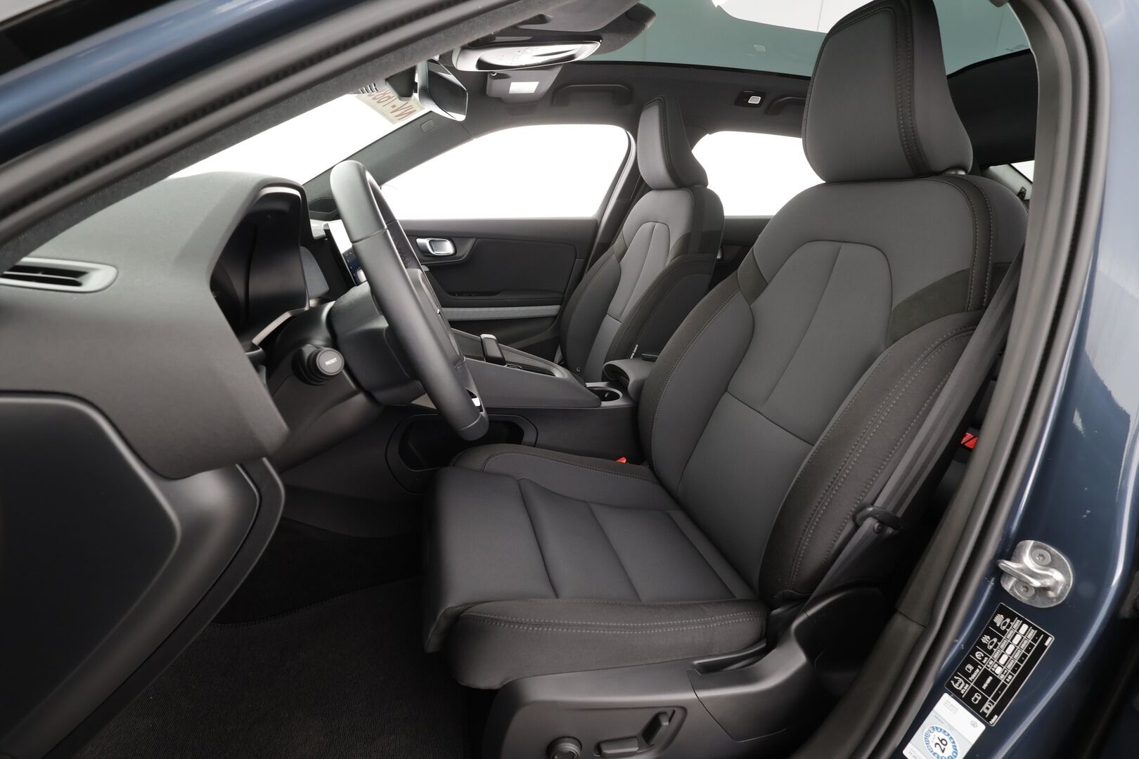 POLESTAR 2 2023 Standard Range Single Motor, 170kW, 69kWh * Pilot Lite & Plus / Koukku / Adapt.Vakkari / H&K / Muistipenkki 360-Kamera / Lämpöpumppu - Akku kuntotarkistettu / Merkkihuollettu