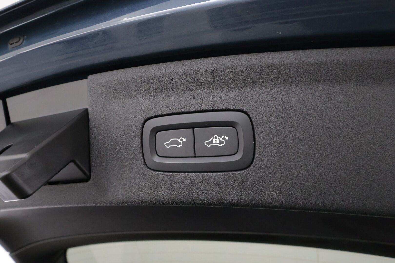 POLESTAR 2 2023 Standard Range Single Motor, 170kW, 69kWh * Pilot Lite & Plus / Koukku / Adapt.Vakkari / H&K / Muistipenkki 360-Kamera / Lämpöpumppu - Akku kuntotarkistettu / Merkkihuollettu