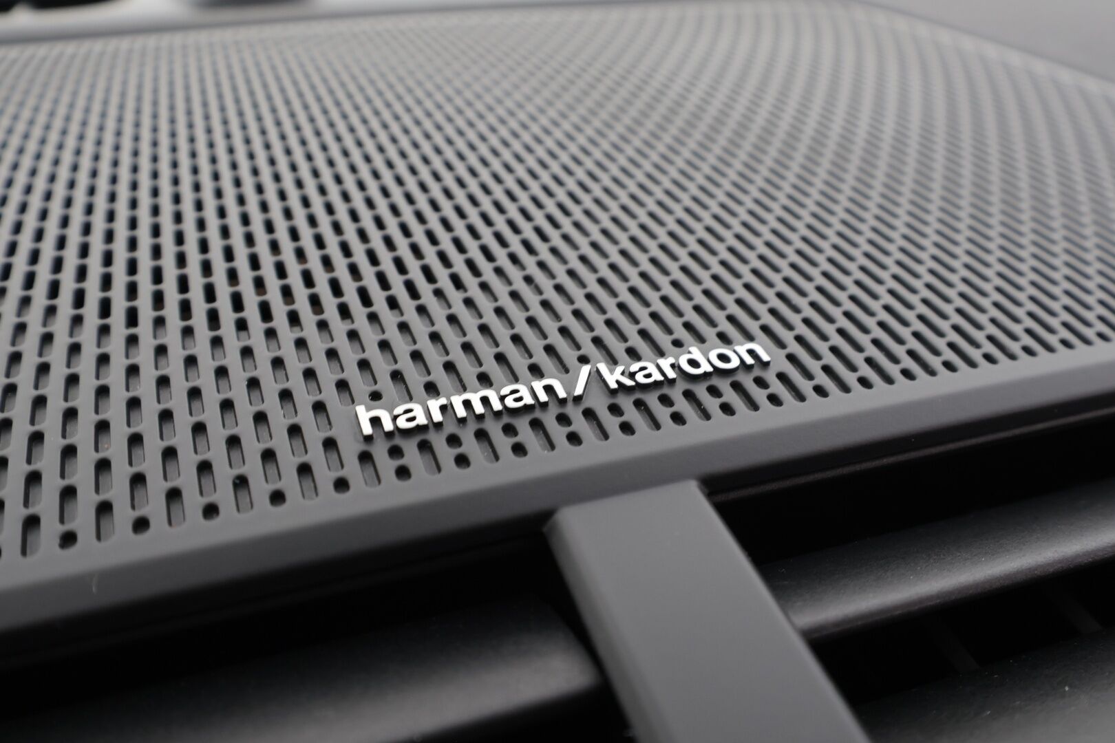 POLESTAR 2 2023 Standard Range Single Motor, 170kW, 69kWh * Pilot Lite & Plus / Koukku / Adapt.Vakkari / H&K / Muistipenkki 360-Kamera / Lämpöpumppu - Akku kuntotarkistettu / Merkkihuollettu