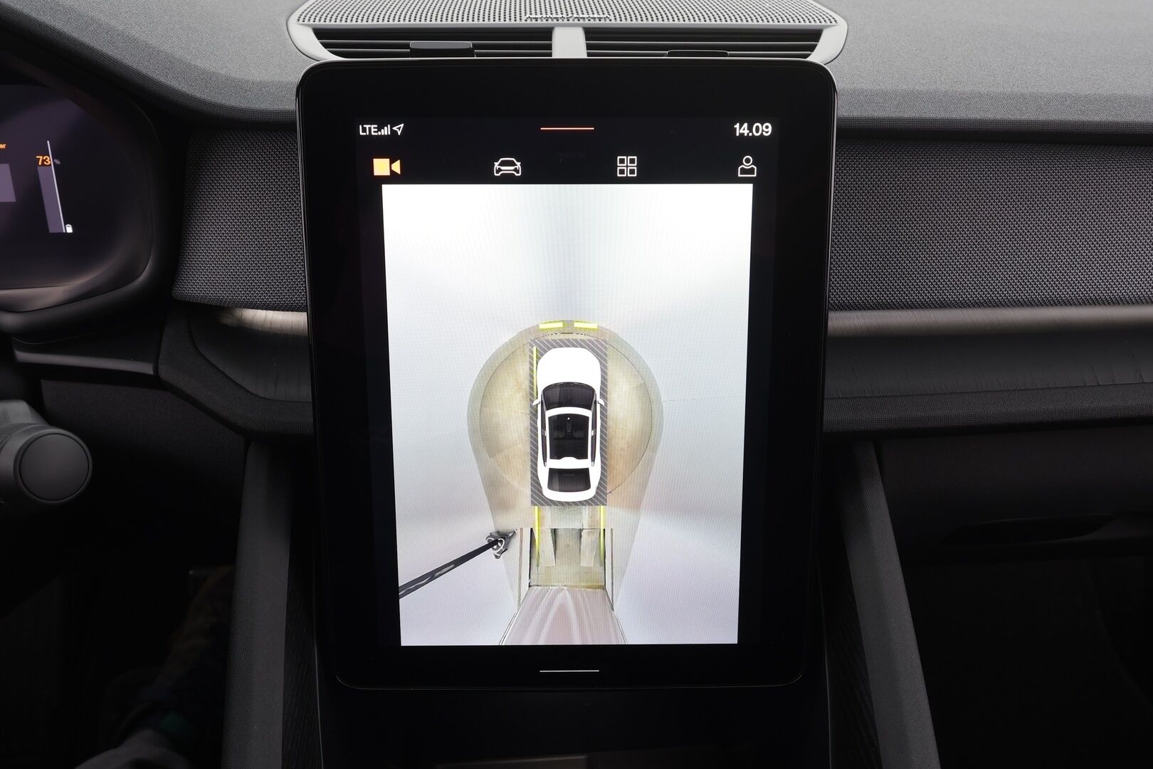 POLESTAR 2 2023 Single Motor 68 kWh Pilot Lite, Plus * ACC / ILP / H&K / 360° / Muistipenkki / Lasikatto / LED / Navi / Koukku * - Akku kuntotarkastettu! - Osta nyt, maksa vasta ensi vuonna