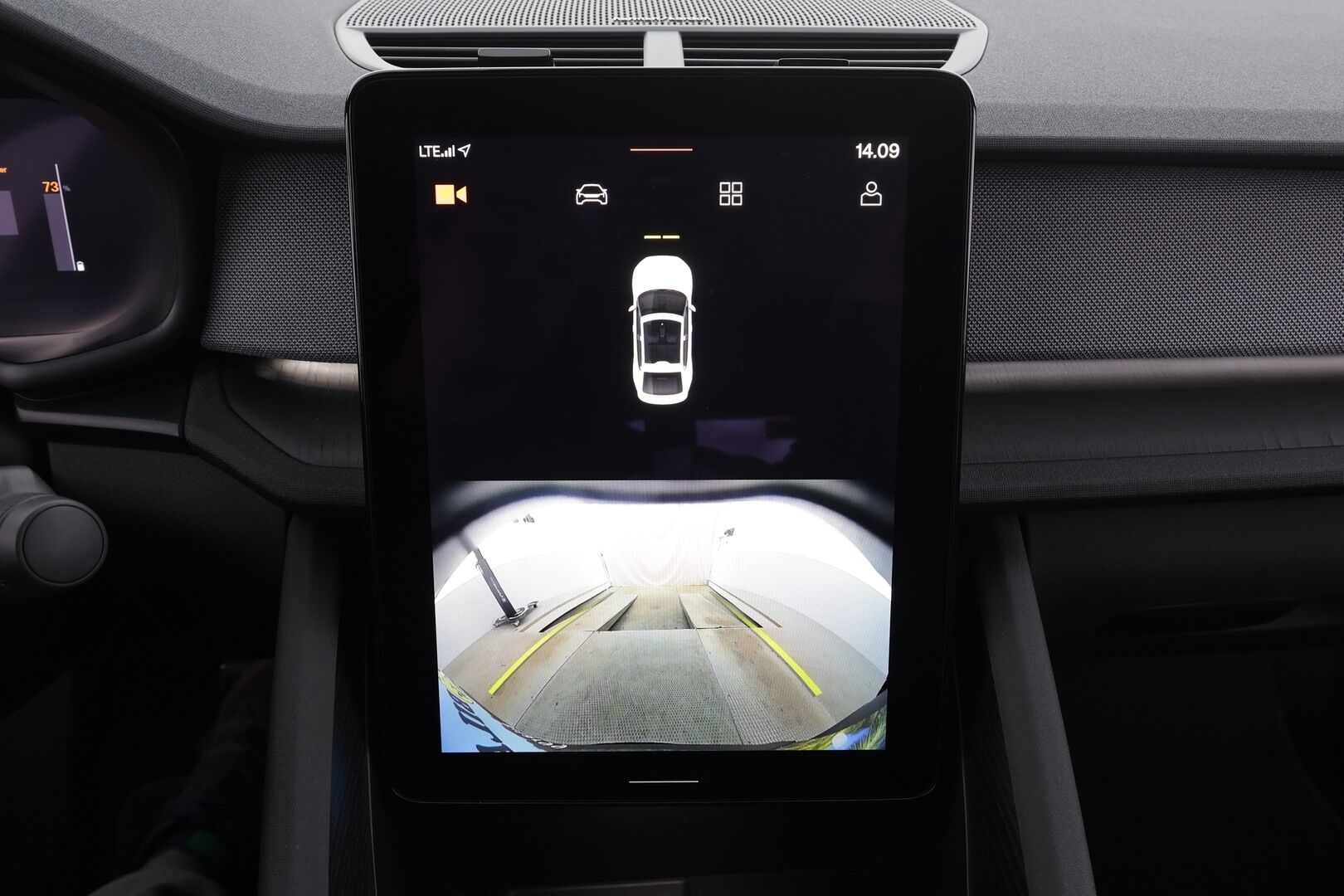 POLESTAR 2 2023 Single Motor 68 kWh Pilot Lite, Plus * ACC / ILP / H&K / 360° / Muistipenkki / Lasikatto / LED / Navi / Koukku * - Akku kuntotarkastettu! - Osta nyt, maksa vasta ensi vuonna