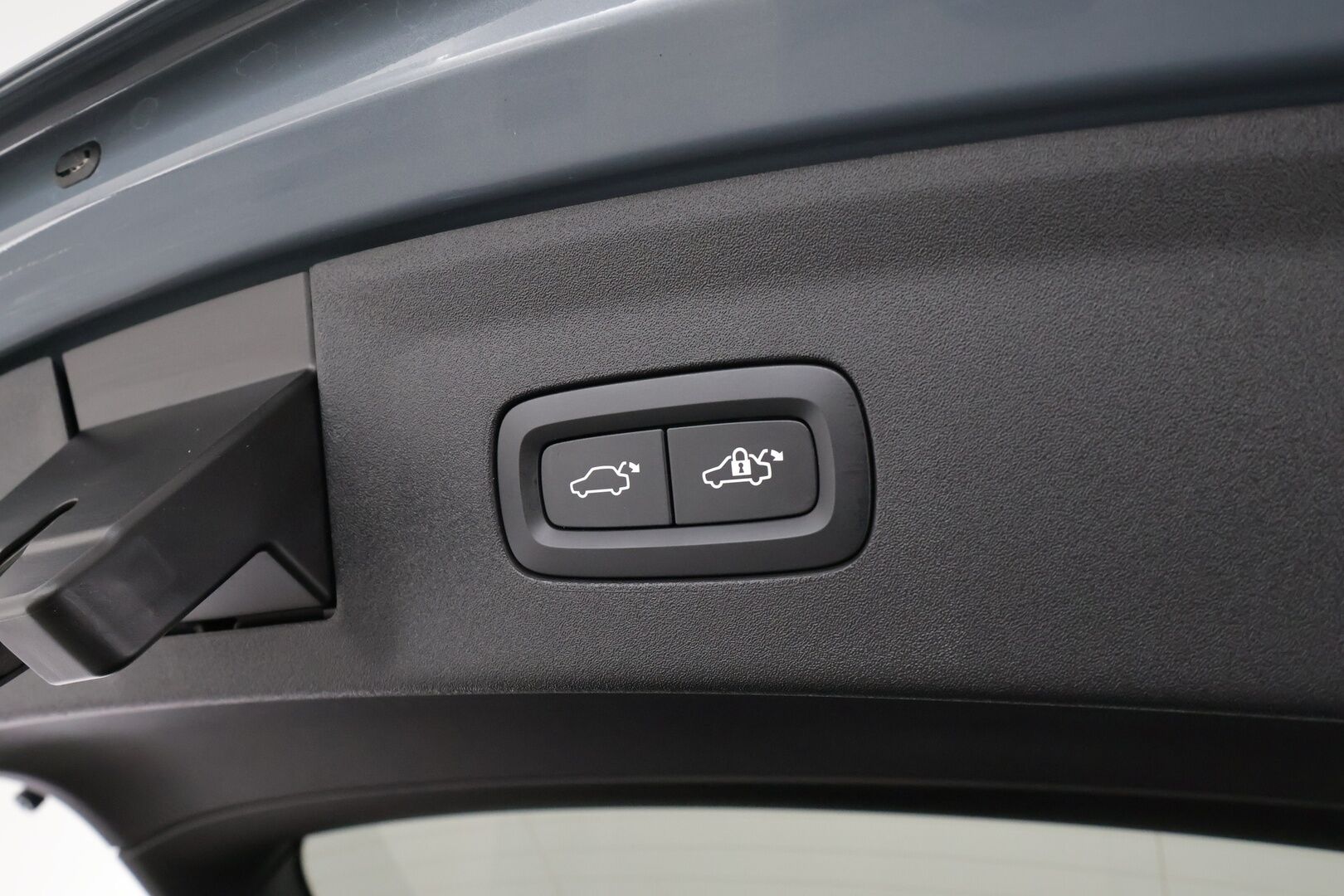 POLESTAR 2 2023 Single Motor 68 kWh Pilot Lite, Plus * ACC / ILP / H&K / 360° / Muistipenkki / Lasikatto / LED / Navi / Koukku * - Akku kuntotarkastettu! - Osta nyt, maksa vasta ensi vuonna