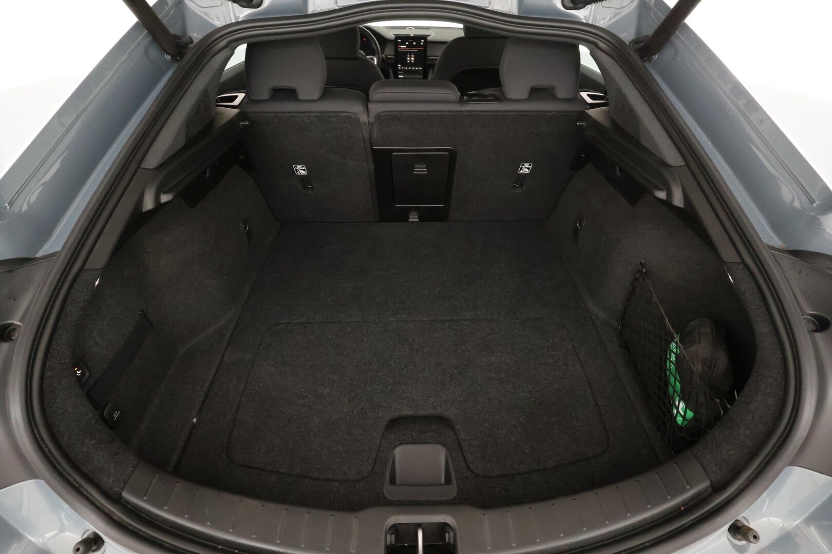 POLESTAR 2 2023 Single Motor 68 kWh Pilot Lite, Plus * ACC / ILP / H&K / 360° / Muistipenkki / Lasikatto / LED / Navi / Koukku * - Akku kuntotarkastettu! - Osta nyt, maksa vasta ensi vuonna