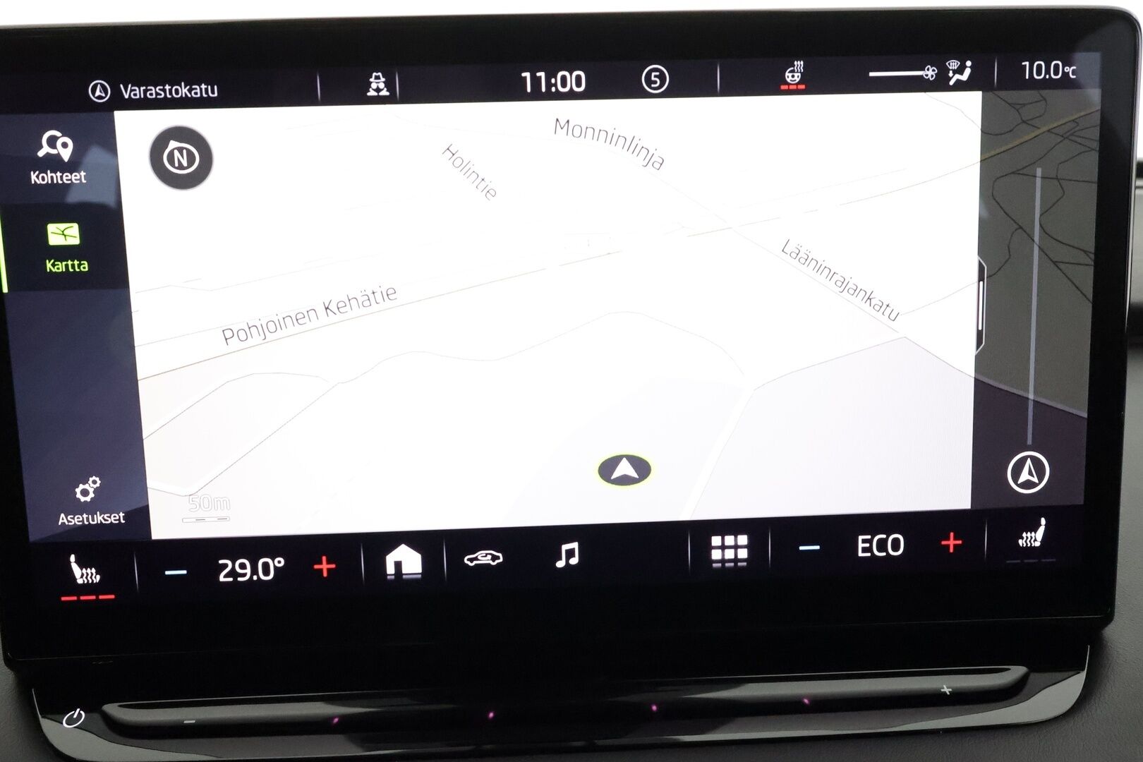 SKODA ENYAQ 2022 IV 80 X Sportline * ACC / HUD / 360° / Muistipenkit / ILP / Matrix LED / Koukku / Sporttipenkit * - Hierova kuljettajan istuin / Kahdet renkaat aluvanteilla / Merkkihuollettu / Huippuvarusteet!