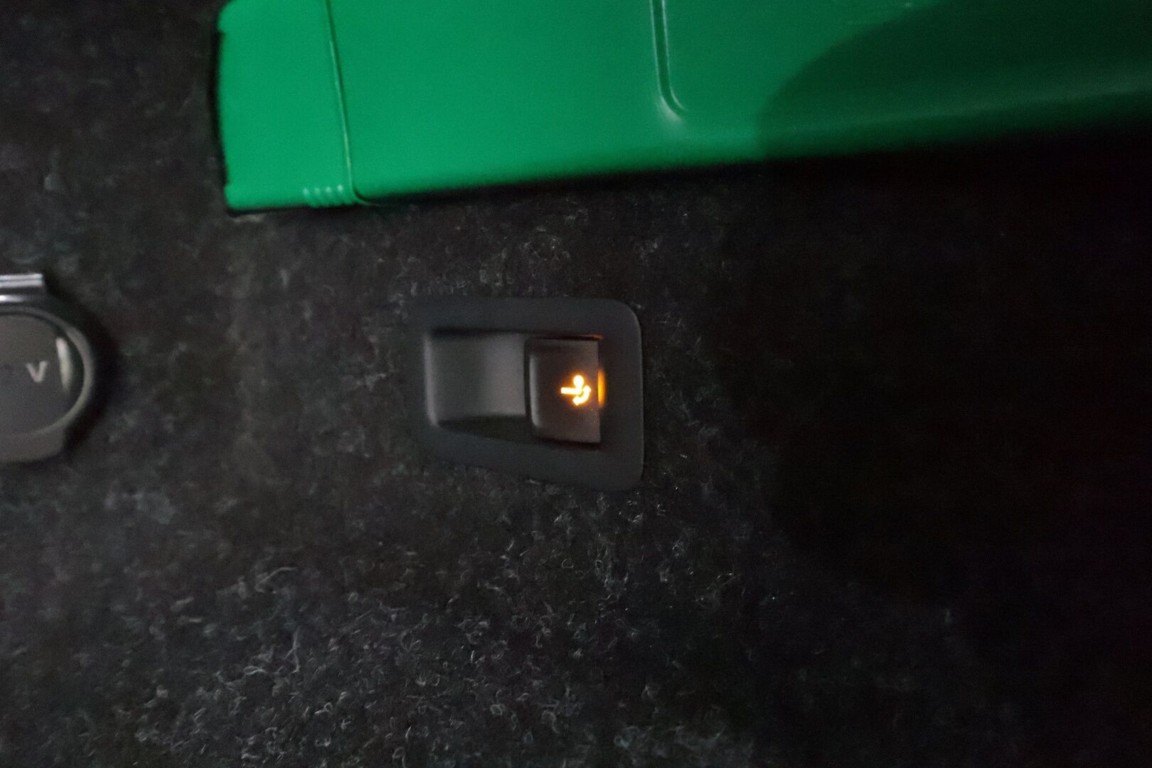 SKODA ENYAQ 2022 IV 80 X Sportline * ACC / HUD / 360° / Muistipenkit / ILP / Matrix LED / Koukku / Sporttipenkit * - Hierova kuljettajan istuin / Kahdet renkaat aluvanteilla / Merkkihuollettu / Huippuvarusteet!