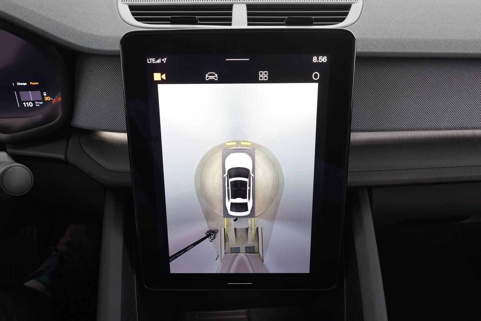 POLESTAR 2 2023 Single Motor 68 kWh Pilot Lite,Plus * Koukku / ACC / 360° / ILP / H&K / Muistipenkki / Lasikatto / LED / Navi / * - Merkkihuollettu / Akku kuntotarkastettu