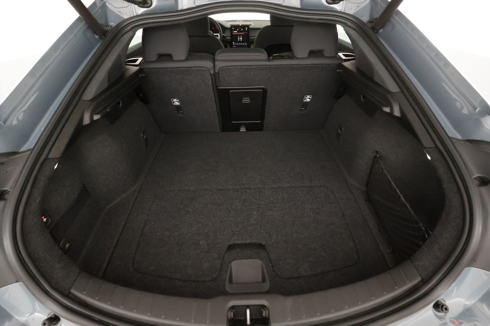 POLESTAR 2 2023 Single Motor 68 kWh Pilot Lite,Plus * ACC / ILP / H&K / 360° / Muistipenkki / Lasikatto / LED / Navi / Koukku * - Akku kuntotarkastettu SoH 97,6% - Osta nyt, maksa vasta ensi vuonna