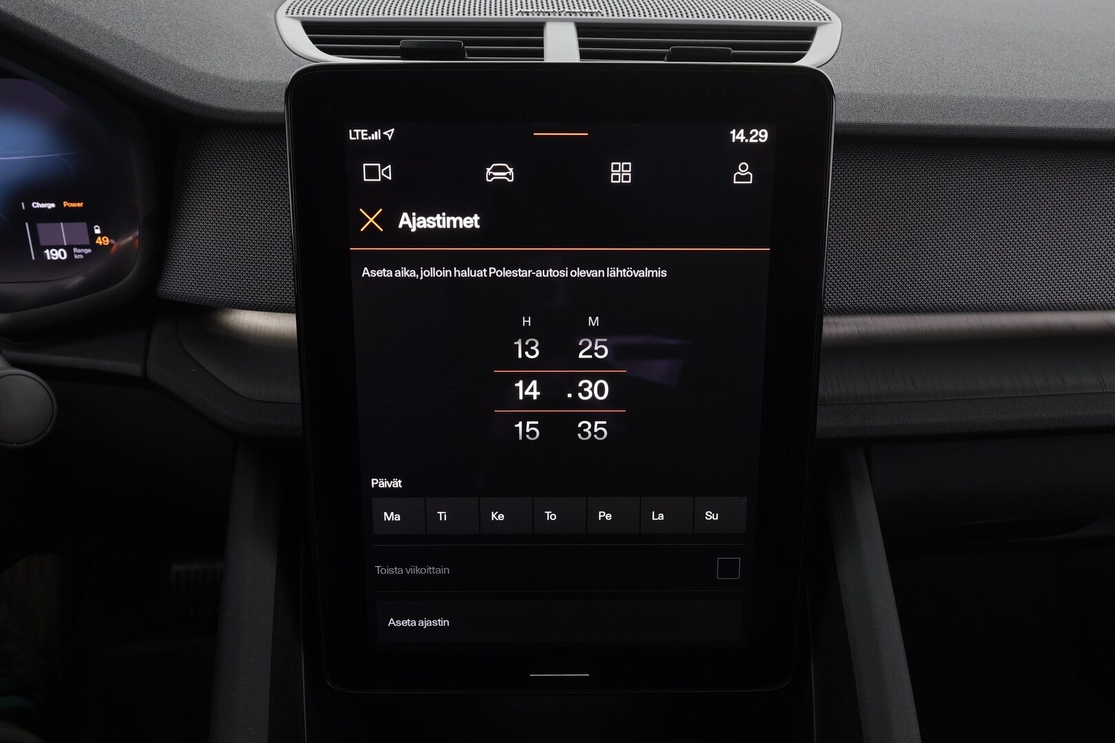POLESTAR 2 2023 Single Motor 68 kWh Pilot Lite,Plus * ACC / ILP / H&K / 360° / Muistipenkki / Lasikatto / LED / Navi / Koukku * - Akku kuntotarkastettu SoH 97,6% - Osta nyt, maksa vasta ensi vuonna