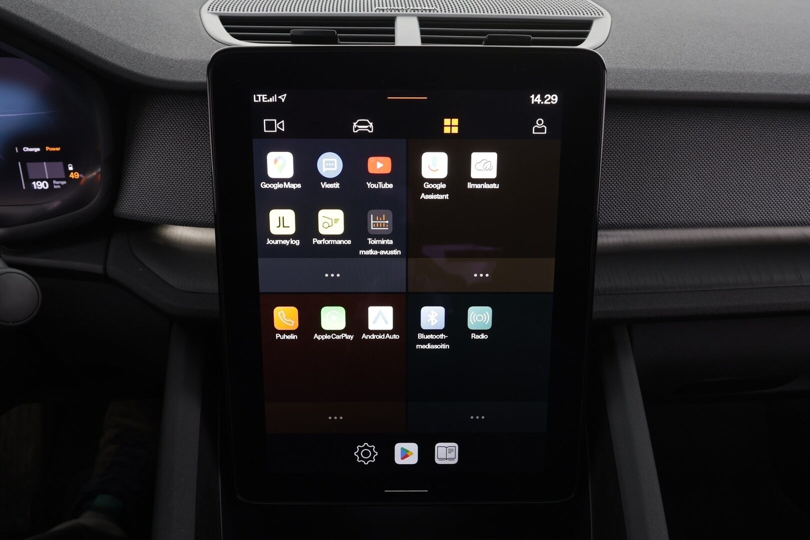 POLESTAR 2 2023 Single Motor 68 kWh Pilot Lite,Plus * ACC / ILP / H&K / 360° / Muistipenkki / Lasikatto / LED / Navi / Koukku * - Akku kuntotarkastettu SoH 97,6% - Osta nyt, maksa vasta ensi vuonna