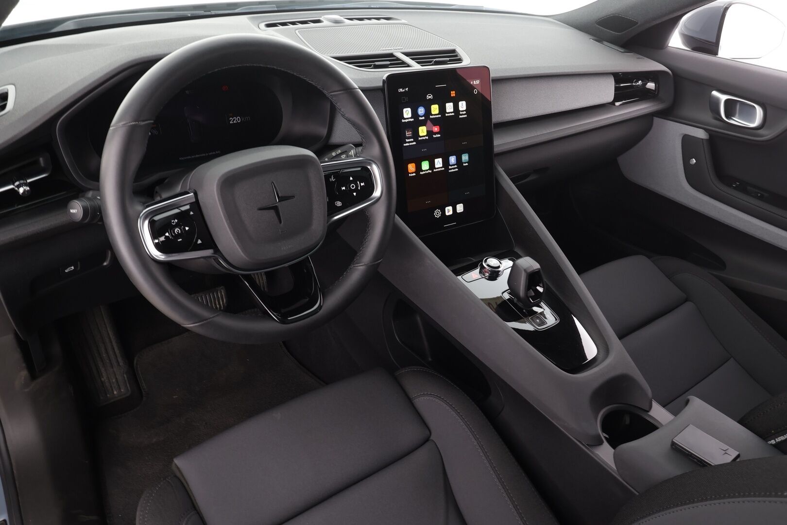 POLESTAR 2 2023 Standard Range Single Motor, 170kW * Lasikatto / ILP / Koukku / H&K / ACC / LED / 360° / Sportpenkki Muistilla / Navi * - Akku kuntotarkistettu / 2x Latauskaapelit / Kahdet renkaat - Osta nyt, maksa vasta ensi vuonna