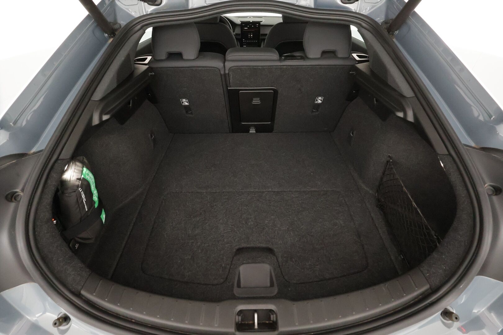 POLESTAR 2 2023 Standard Range Single Motor, 170kW * Lasikatto / ILP / Koukku / H&K / ACC / LED / 360° / Sportpenkki Muistilla / Navi * - Akku kuntotarkistettu / 2x Latauskaapelit / Kahdet renkaat - Osta nyt, maksa vasta ensi vuonna