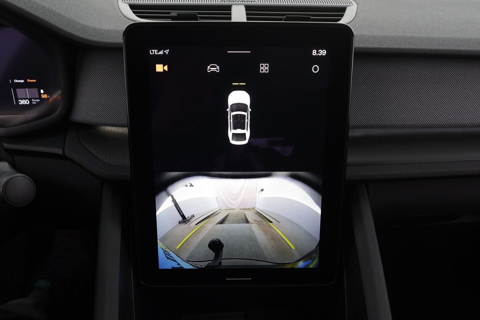 POLESTAR 2 2023 Single Motor 68 kWh Pilot Lite, Plus * ACC / 360° / ILP / LED / Navi / Muistipenkki / Koukku / Lasikatto / H&K * - Akku kuntotarkistettu - Osta nyt, maksa vasta ensi vuonna