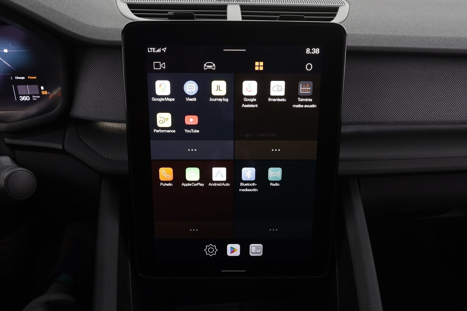 POLESTAR 2 2023 Single Motor 68 kWh Pilot Lite, Plus * ACC / 360° / ILP / LED / Navi / Muistipenkki / Koukku / Lasikatto / H&K * - Akku kuntotarkistettu - Osta nyt, maksa vasta ensi vuonna