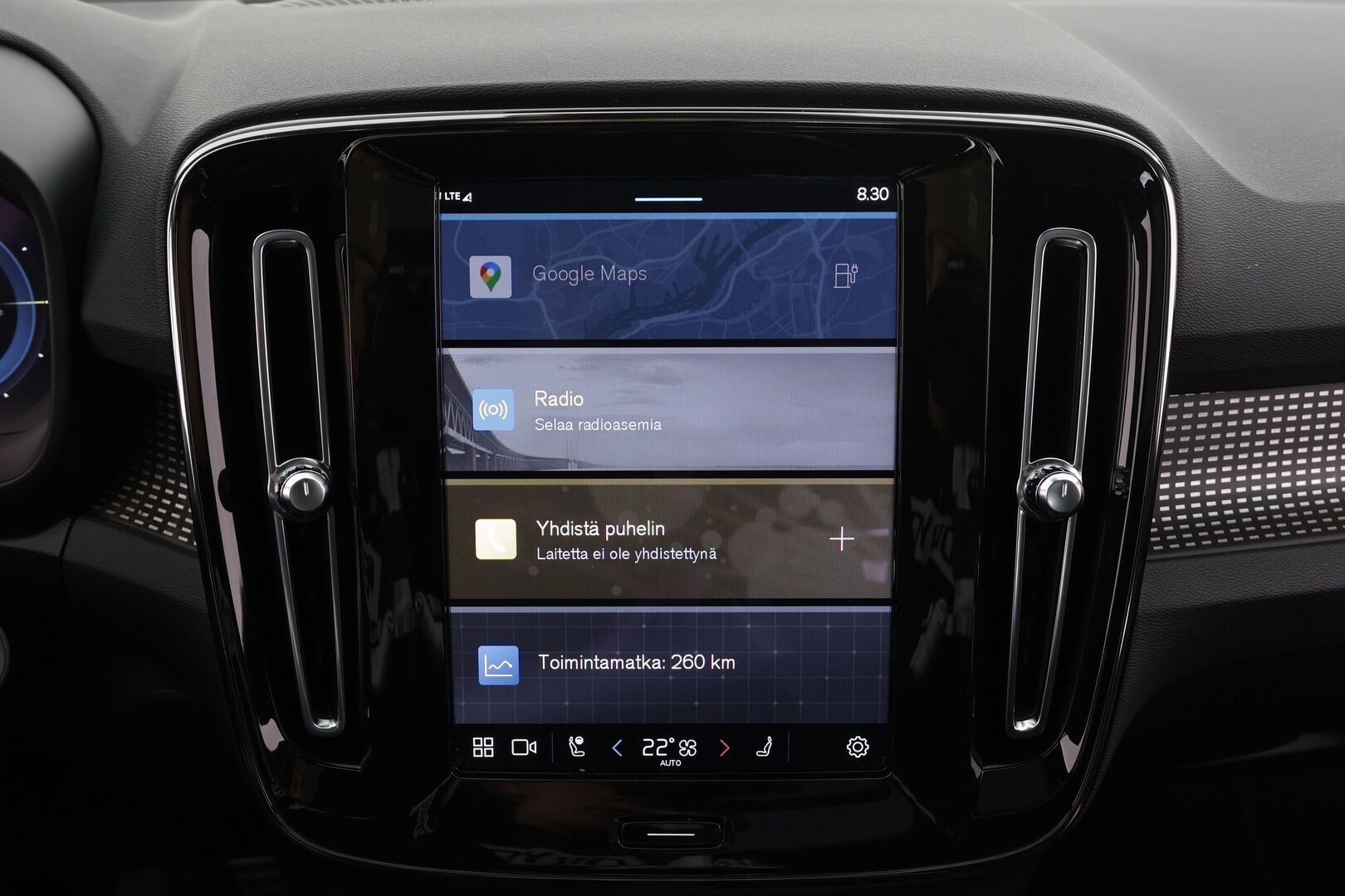 Volvo XC40 2022 Recharge TwinMotor R-Design * ACC / ILP / 360° / Muistipenkki / H&K / Panorama / Full LED / Navi / Facelift * - SoH 94,9% / Molemmat laturit / Siistikuntoinen