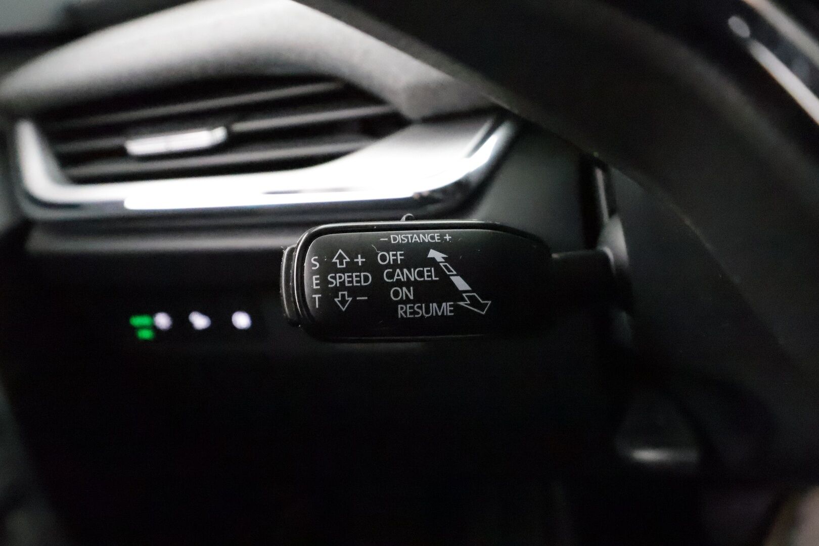 SKODA ENYAQ 2022 80x 4x4 iV * ILP / ACC / Matrix-LED / P.kamera / Navi / Kaistavahti / Digimittaristo / Ambient-valot * - Akku kuntotarkastettu / Merkkihuollettu! / Vetokoukullinen!