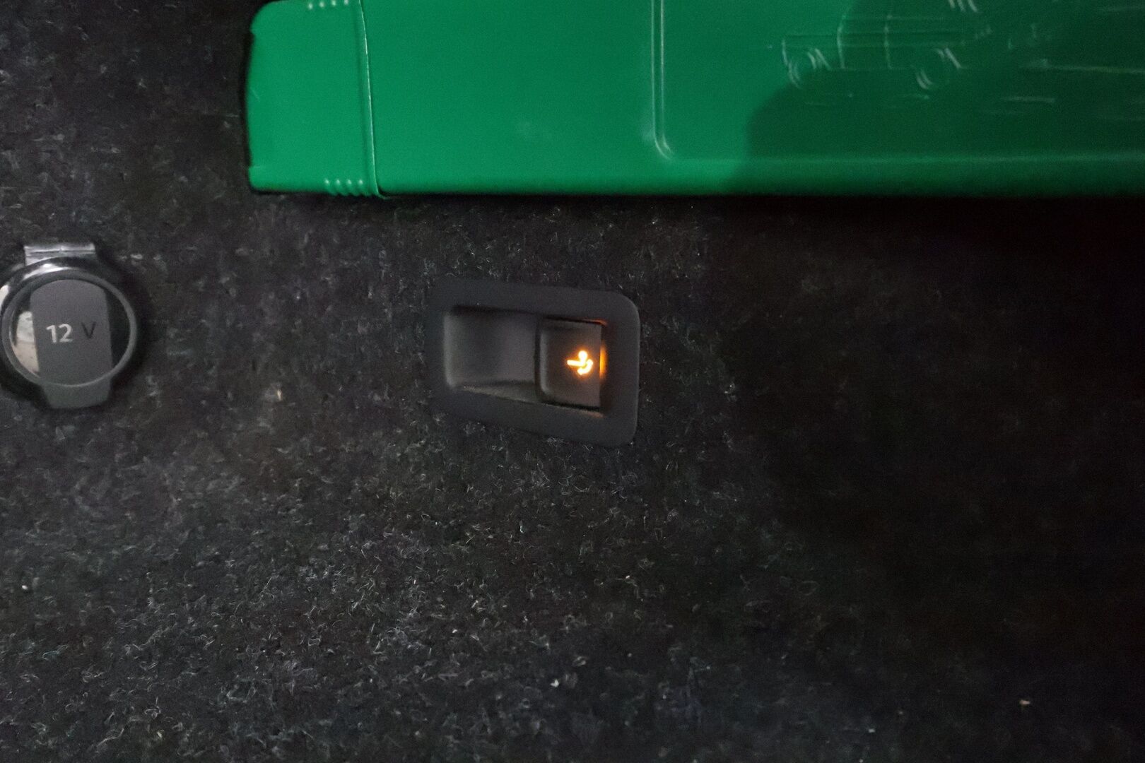 SKODA ENYAQ 2022 80x 4x4 iV * ILP / ACC / Matrix-LED / P.kamera / Navi / Kaistavahti / Digimittaristo / Ambient-valot * - Akku kuntotarkastettu / Merkkihuollettu! / Vetokoukullinen!