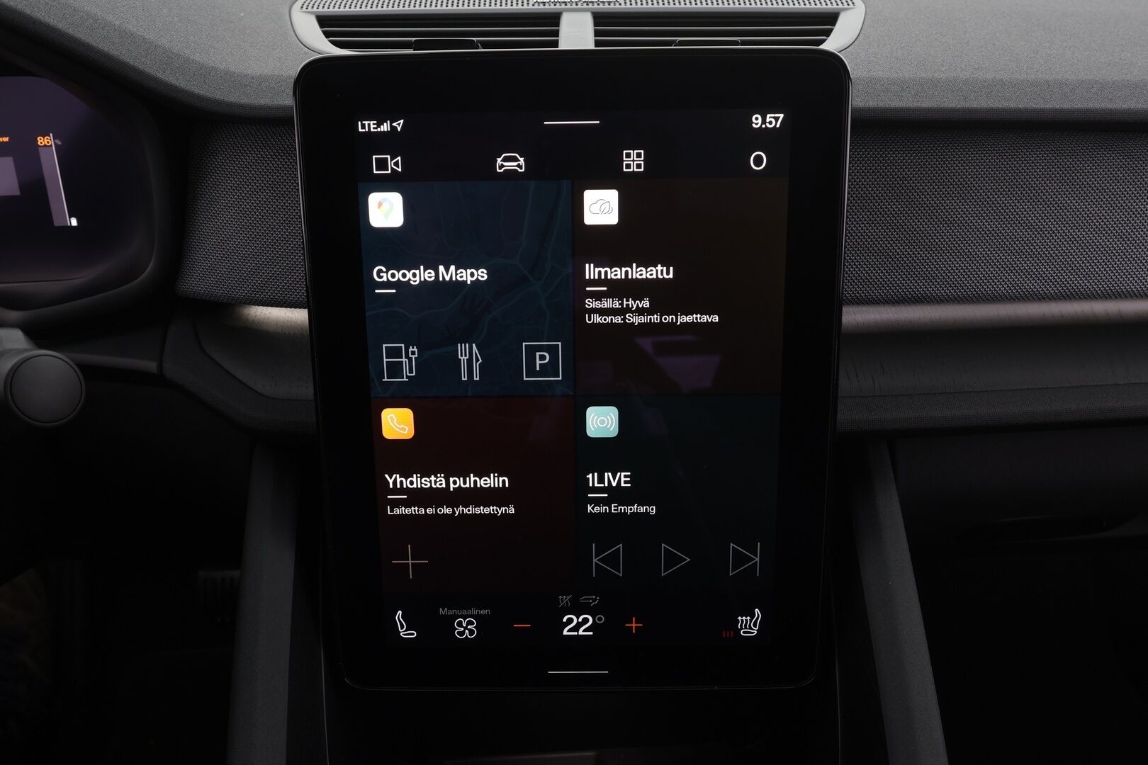 POLESTAR 2 2023 Single Motor 68 kWh Pilot Lite, Plus * ACC / 360° / H&K / ILP / Muistipenkki / Lasikatto / LED / Navi / Koukku * - Merkkihuollettu - Osta nyt, maksa vasta ensi vuonna