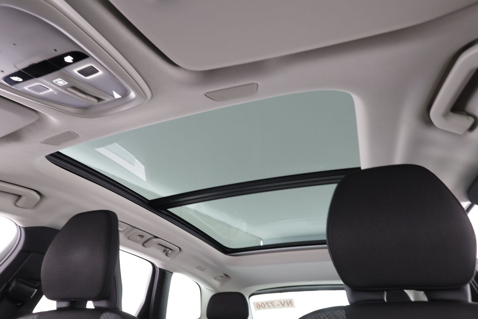 Volvo XC60 2023 T6 AWD Long Range Core aut * Webasto / Koukku / Panorama / ACC / LED / P.kamera / Navi / Kaistavahti / Keyless * - Kahdet renkaat - Osta nyt, maksa vasta ensi vuonna