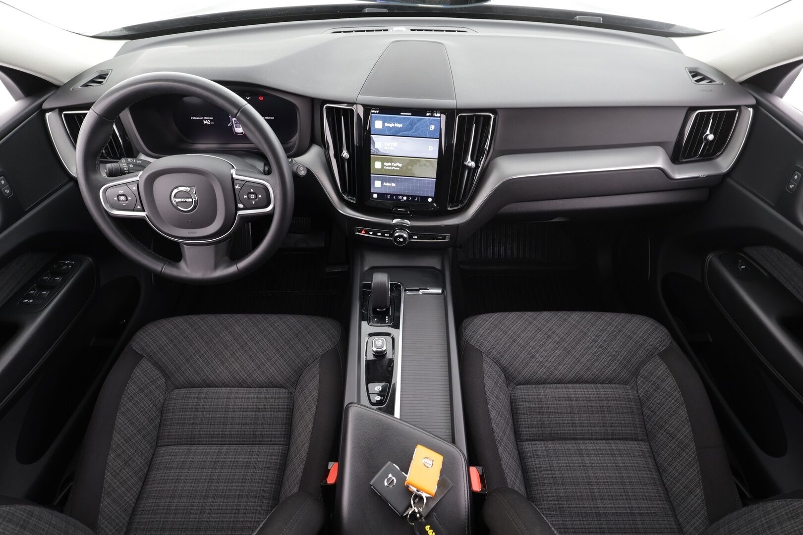 Volvo XC60 2023 T6 AWD Long Range Core aut * Webasto / Koukku / Panorama / ACC / LED / P.kamera / Navi / Kaistavahti / Keyless * - Kahdet renkaat - Osta nyt, maksa vasta ensi vuonna