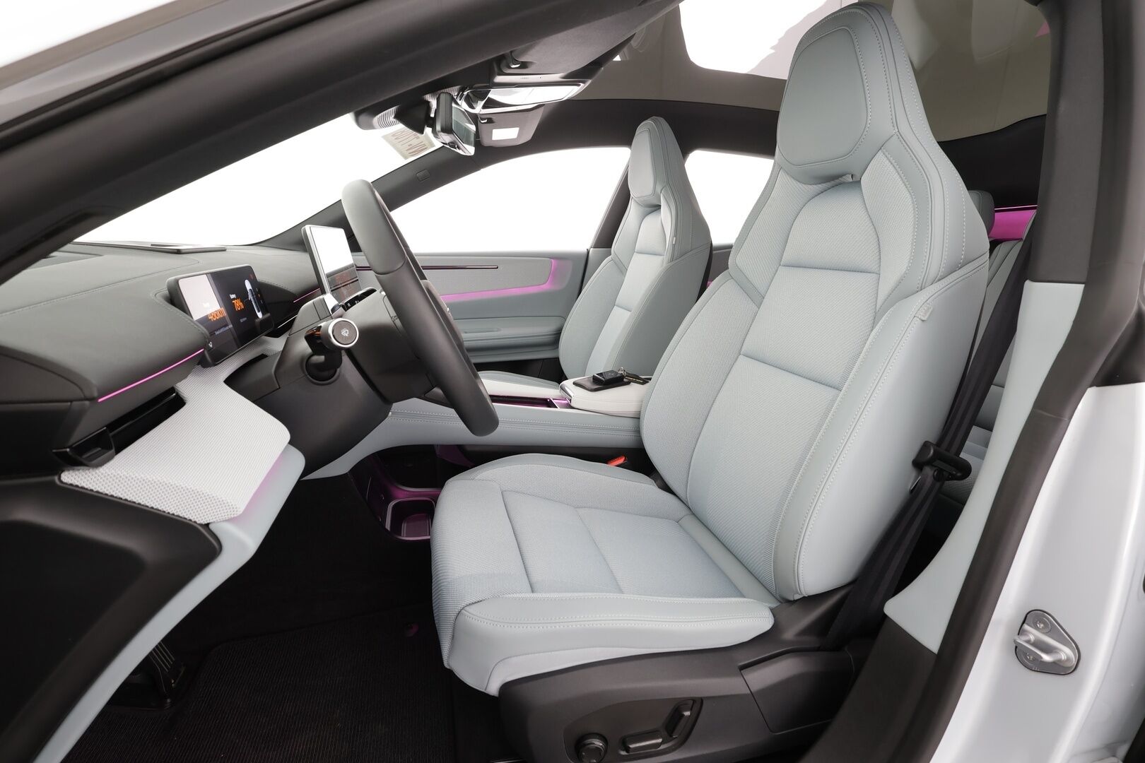 POLESTAR 4 2024 Long Range Single Motor * ACC / HUD / 360° / Lasikatto / Pixel LED / Muistipenkki / ILP / H&K / Puolinahat * - Pilot ja Plus paketti - Osta nyt, maksa vasta ensi vuonna