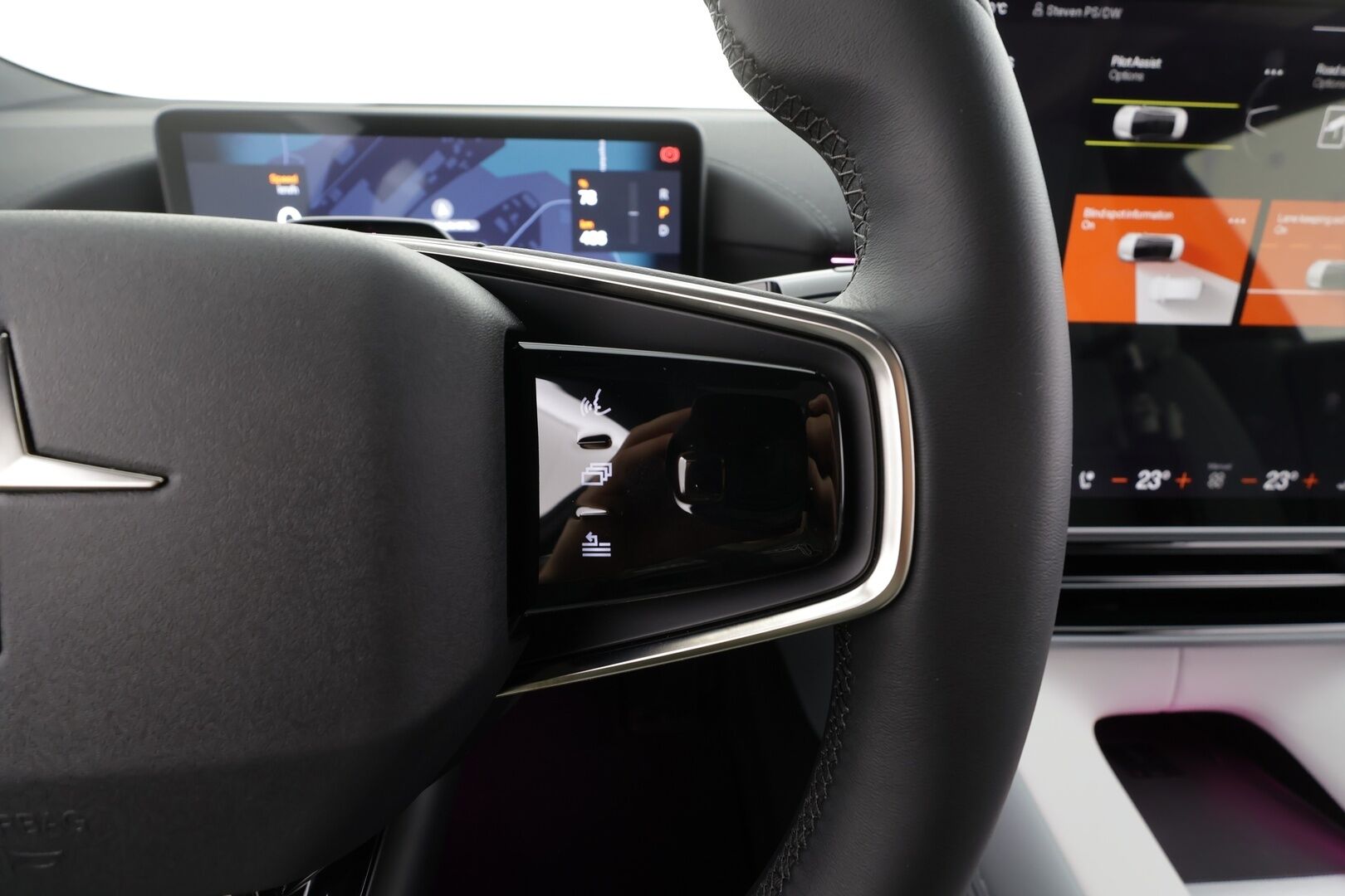 POLESTAR 4 2024 Long Range Single Motor * ACC / HUD / 360° / Lasikatto / Pixel LED / Muistipenkki / ILP / H&K / Puolinahat * - Pilot ja Plus paketti - Osta nyt, maksa vasta ensi vuonna