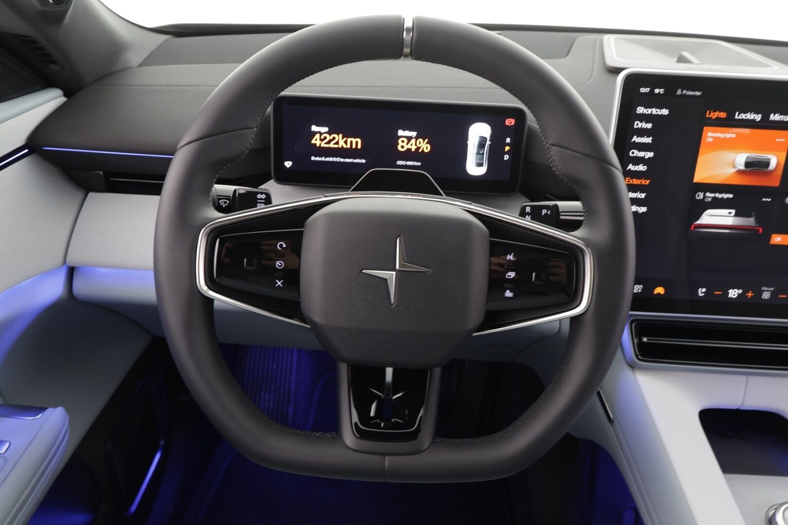 POLESTAR 4 2025 Long Range Single Motor Pro * Pilot&Plus / ILP / ACC / Pixel-LED / H&K / 360° / Sportpenkki Muistilla / Lasikatto * - HULLU BLACKWEEK KORKOTARJOUS 2,49%