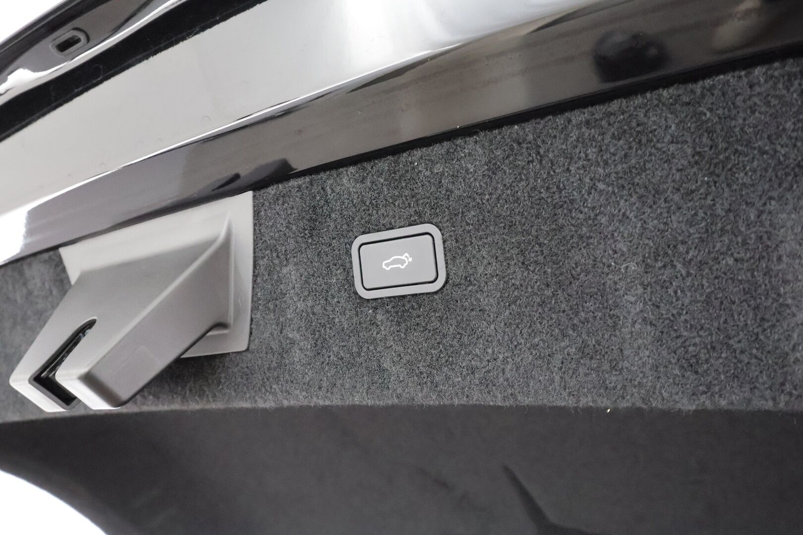 POLESTAR 4 2024 Long Range Single Motor Pro * Pilot&Plus / ILP / ACC / Pixel-LED / H&K / 360° / Sportpenkki Muistilla / Lasikatto * - Osta nyt, maksa vasta ensi vuonna