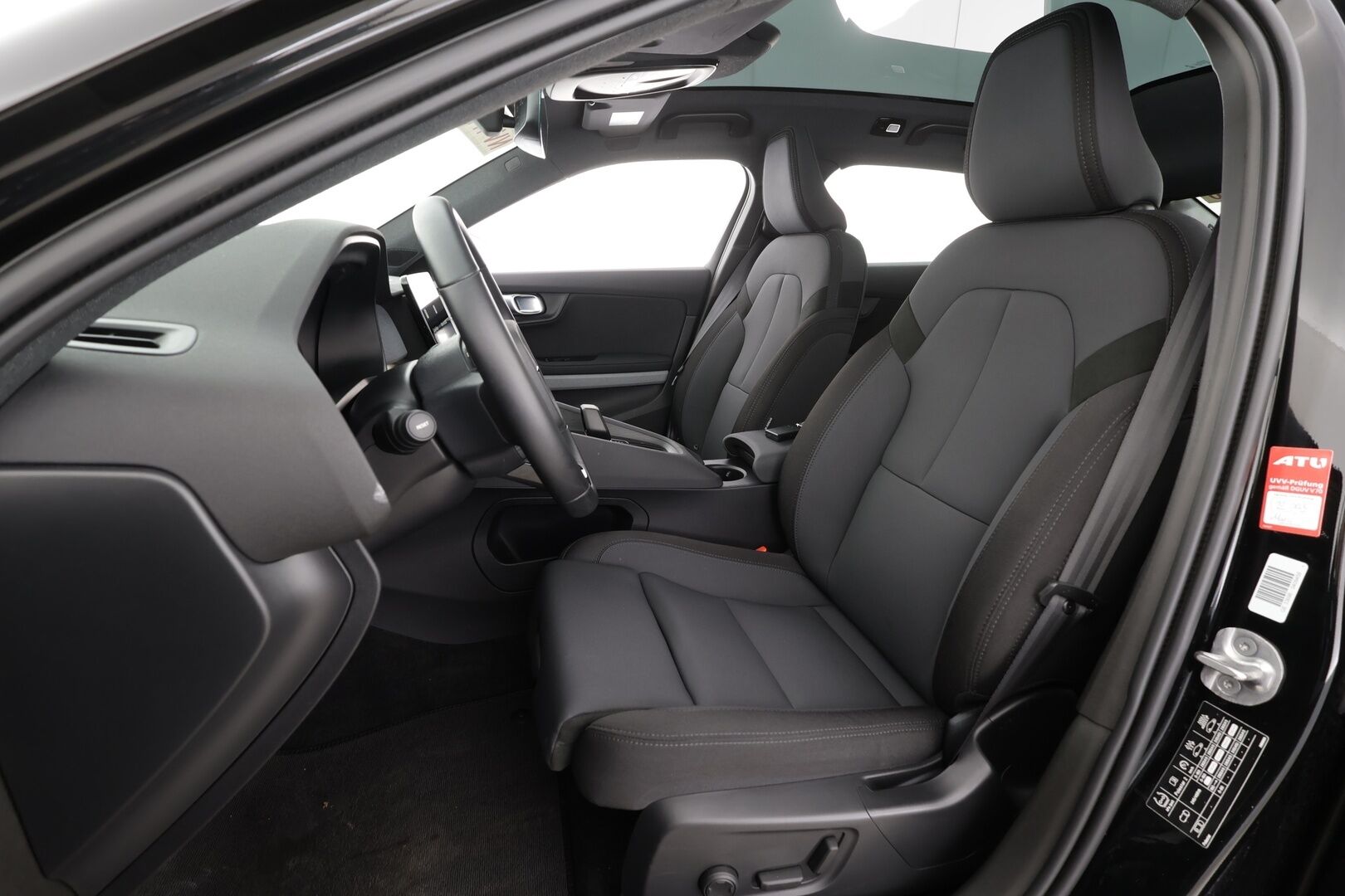 POLESTAR 2 2023 Long Range Single Motor, 170kW, 78kWh * ACC / ILP / H&K / 360° / Muistipenkki / Lasikatto / LED / Navi * - Akku kuntotarkastettu - Osta nyt, maksa vasta ensi vuonna