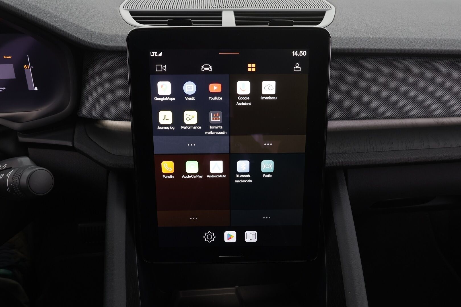 POLESTAR 2 2023 Long Range Single Motor, 170kW, 78kWh * ACC / ILP / H&K / 360° / Muistipenkki / Lasikatto / LED / Navi * - Akku kuntotarkastettu - Osta nyt, maksa vasta ensi vuonna