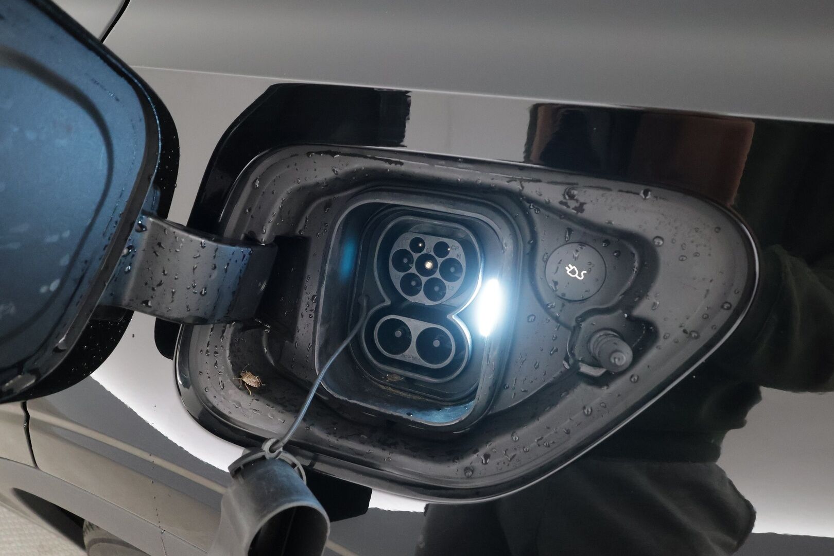 POLESTAR 2 2023 Long Range Single Motor, 170kW, 78kWh * ACC / ILP / H&K / 360° / Muistipenkki / Lasikatto / LED / Navi * - Akku kuntotarkastettu - Osta nyt, maksa vasta ensi vuonna