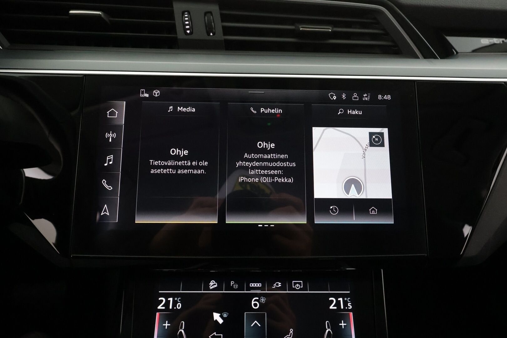 AUDI E-TRON 2022 Advanced 55 quattro * ACC / LED / P.Kamera / Koukku / Muistipenkki / Navi / Kaistavahti / Digimittaristo * - Akku kuntotarkastettu SoH 94,6% / 2x Latauskaapelit / Kahdet renkaat - Osta nyt, maksa vasta ensi vuonna