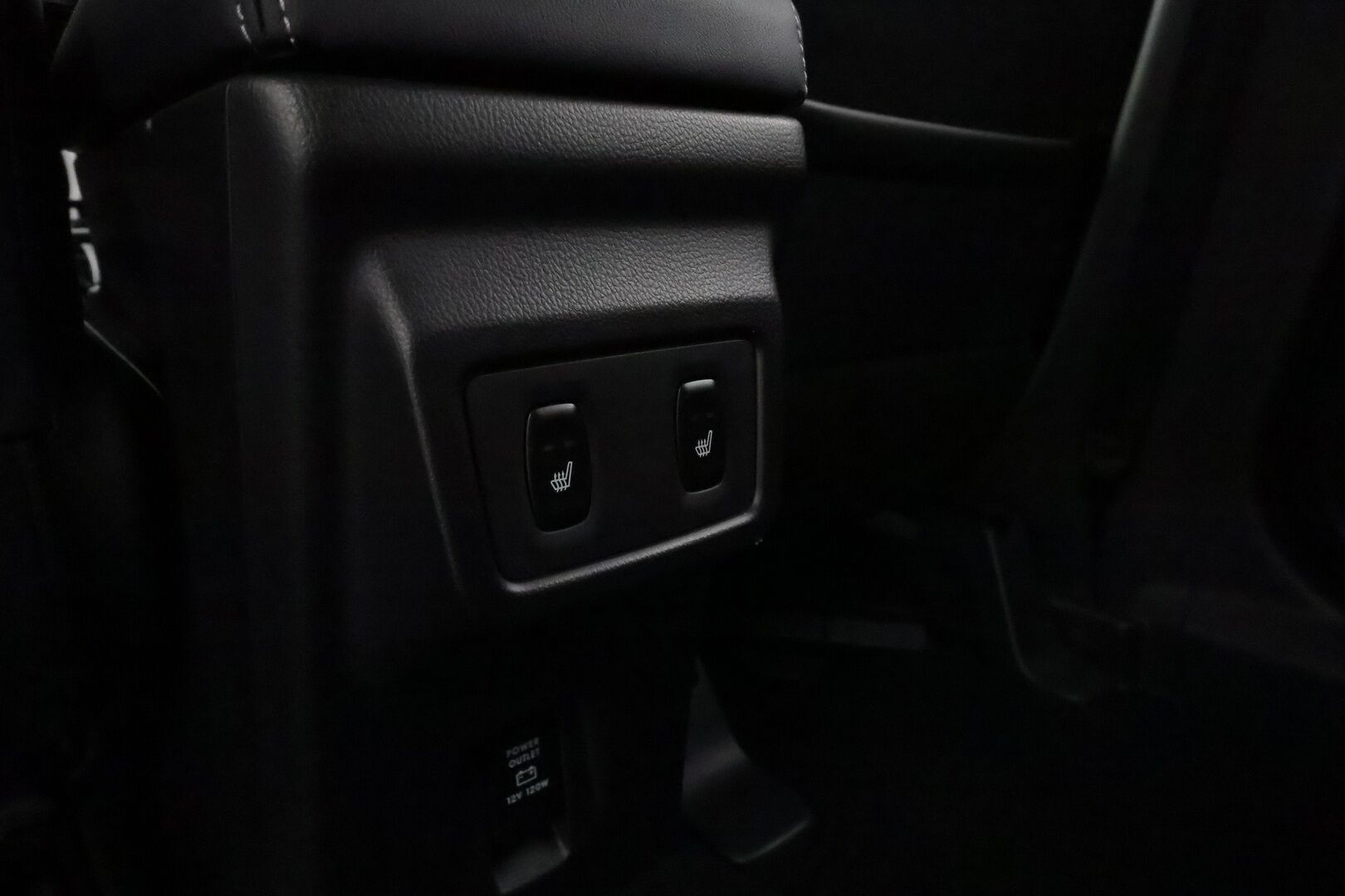 MITSUBISHI ECLIPSE CROSS 2025 2.4 PHEV Instyle Plus 4WD * ACC / 360° / LED / Navi / Sähköpenkki / KeylessGo / Puolinahat / Ratinlämmitin *