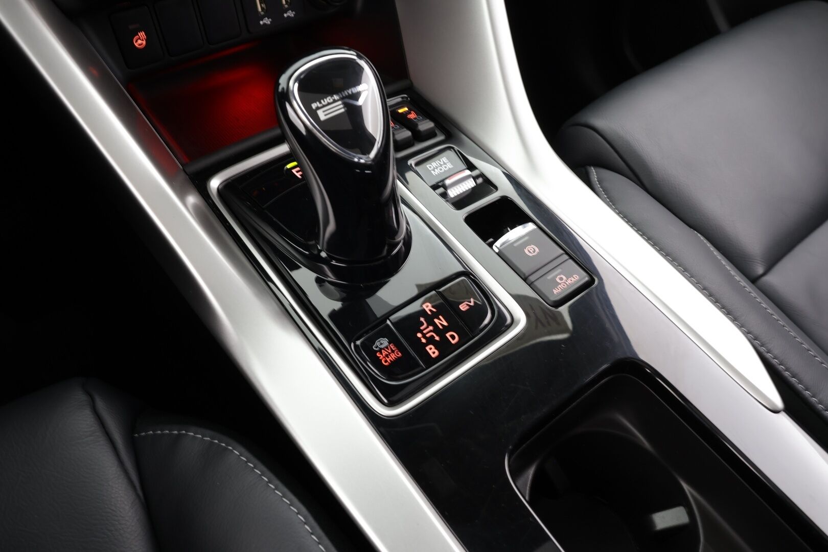 MITSUBISHI ECLIPSE CROSS 2022 2.4 PHEV Instyle 4WD * ACC / HUD / 360° / Sähköpenkit / Panorama / Nahat / KeylessGo / Navi / LED * - Merkkihuollettu - HULLU BLACKWEEK KORKOTARJOUS 2,49%