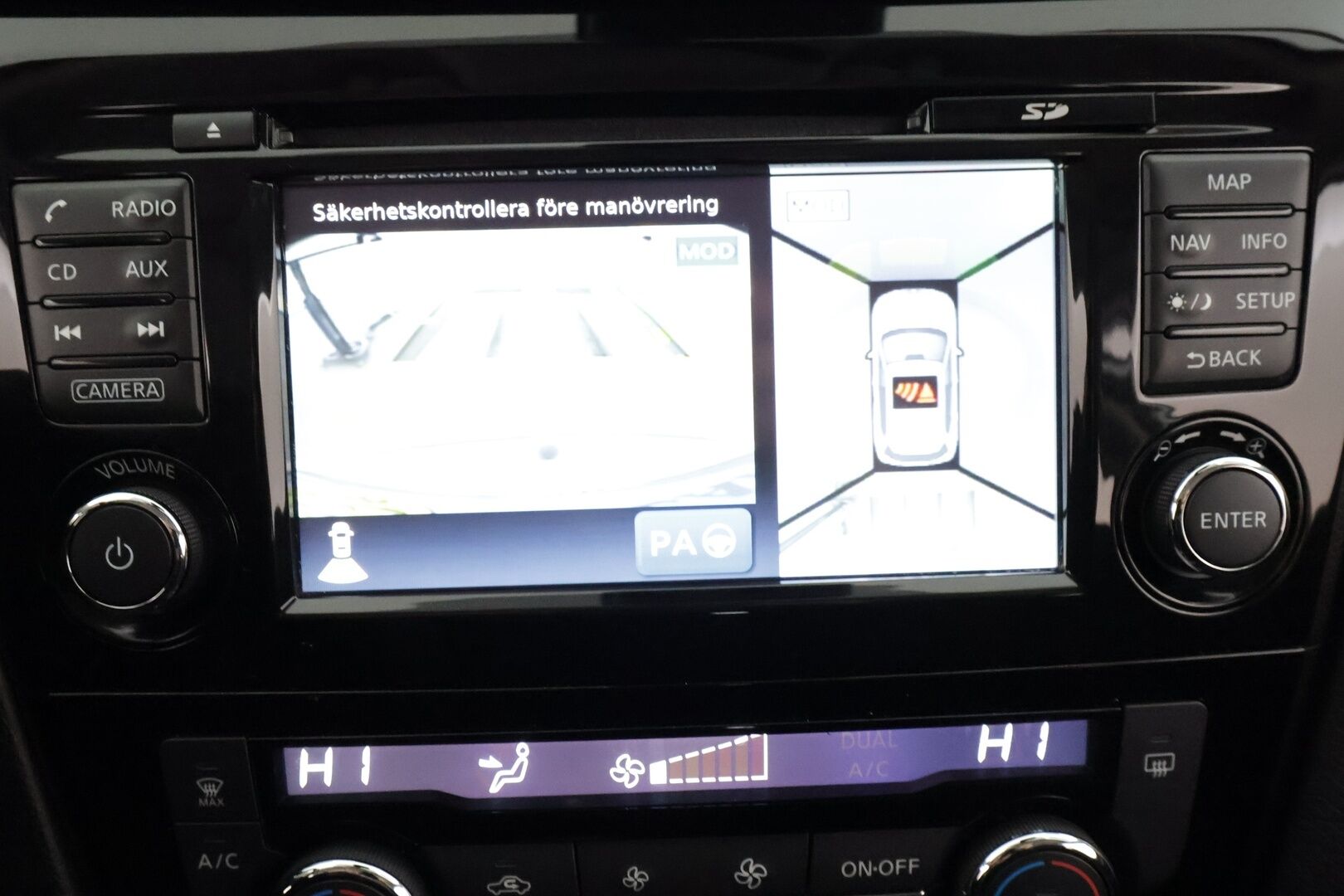 NISSAN X-TRAIL 2015 dCi 130 Acenta 4WD 6MT * Koukku / Kaistavahti / Navi / Katveavustin / Vakkari /  Bluetooth / 360° / Keyless * - Kahdet renkaat - HULLU BLACKWEEK KORKOTARJOUS 2,49%