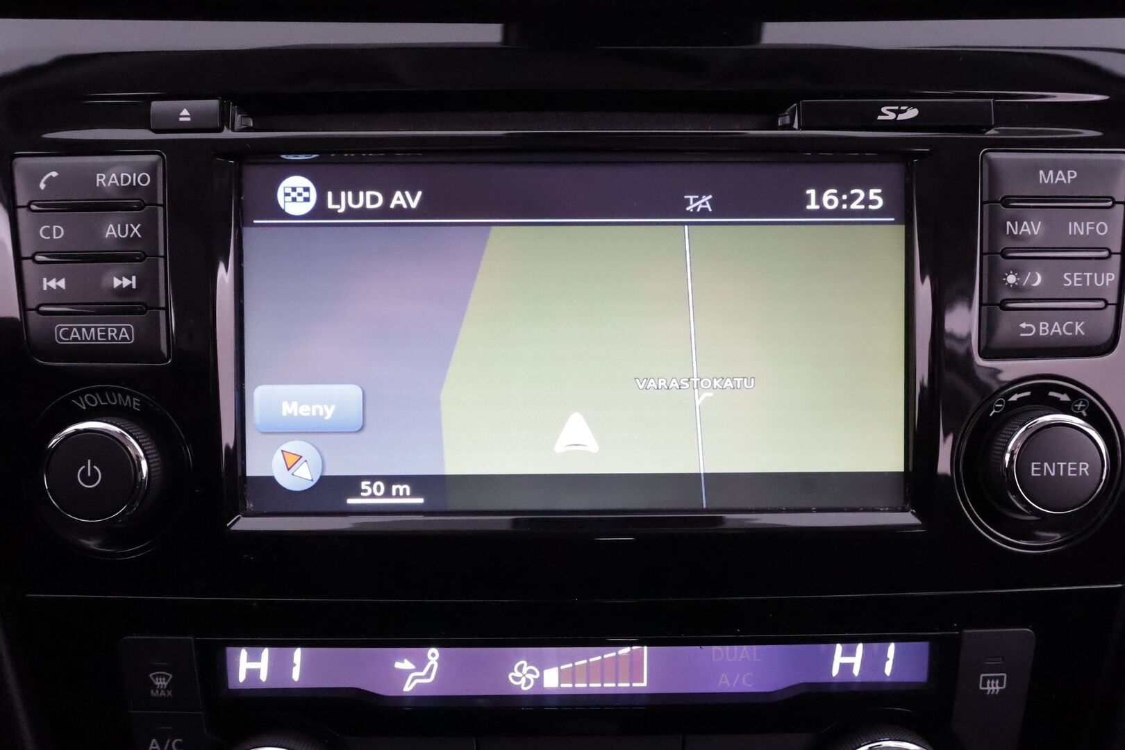 NISSAN X-TRAIL 2015 dCi 130 Acenta 4WD 6MT * Koukku / Kaistavahti / Navi / Katveavustin / Vakkari /  Bluetooth / 360° / Keyless * - Kahdet renkaat - HULLU BLACKWEEK KORKOTARJOUS 2,49%