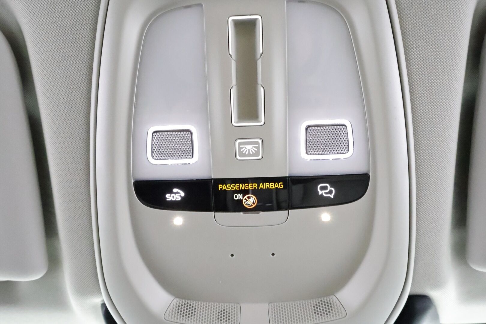 Volvo XC60 2023 T6 AWD Long Range Core Bright * ACC / P.kamera / Panorama / Muistipenkit / Koukku / Full LED / Navi / Facelift * - Akku kuntotarkastettu 98,3% / Kahdet renkaat aluvanteilla / Merkkihuollettu - HULLU BLACKWEEK KORKOTARJOUS 2,49%