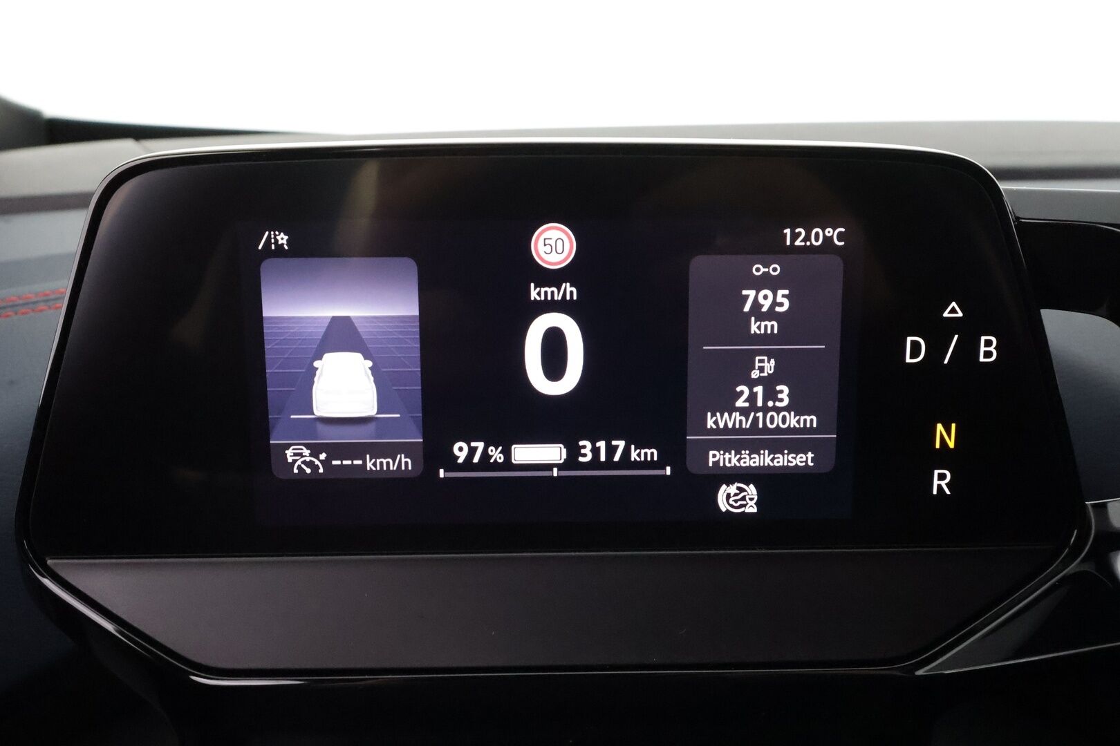 VOLKSWAGEN ID.5 2022 GTX 220kW Design Plus * ACC / Lasikatto / IQ.Light / Navi / Koukku / ILP / KeylessGo / P.tutkat * - Kahdet renkaat aluvanteilla / Merkkihuollettu