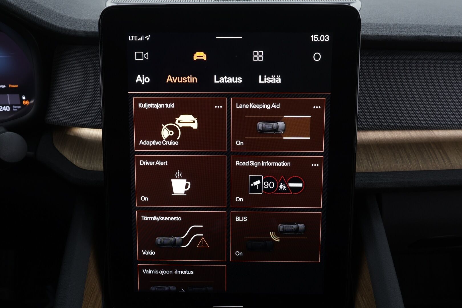 POLESTAR 2 2022 Long Range Dual Motor, 300kW * Pilot&Plus / ACC / Pixel-LED / ILP / H&K / Lasikatto / Ilmastoitu Sportpenkki Muistilla * - 360° Kamera / 2x Latauskaapelit / Kahdet renkaat - HULLU BLACKWEEK KORKOTARJOUS 2,49%