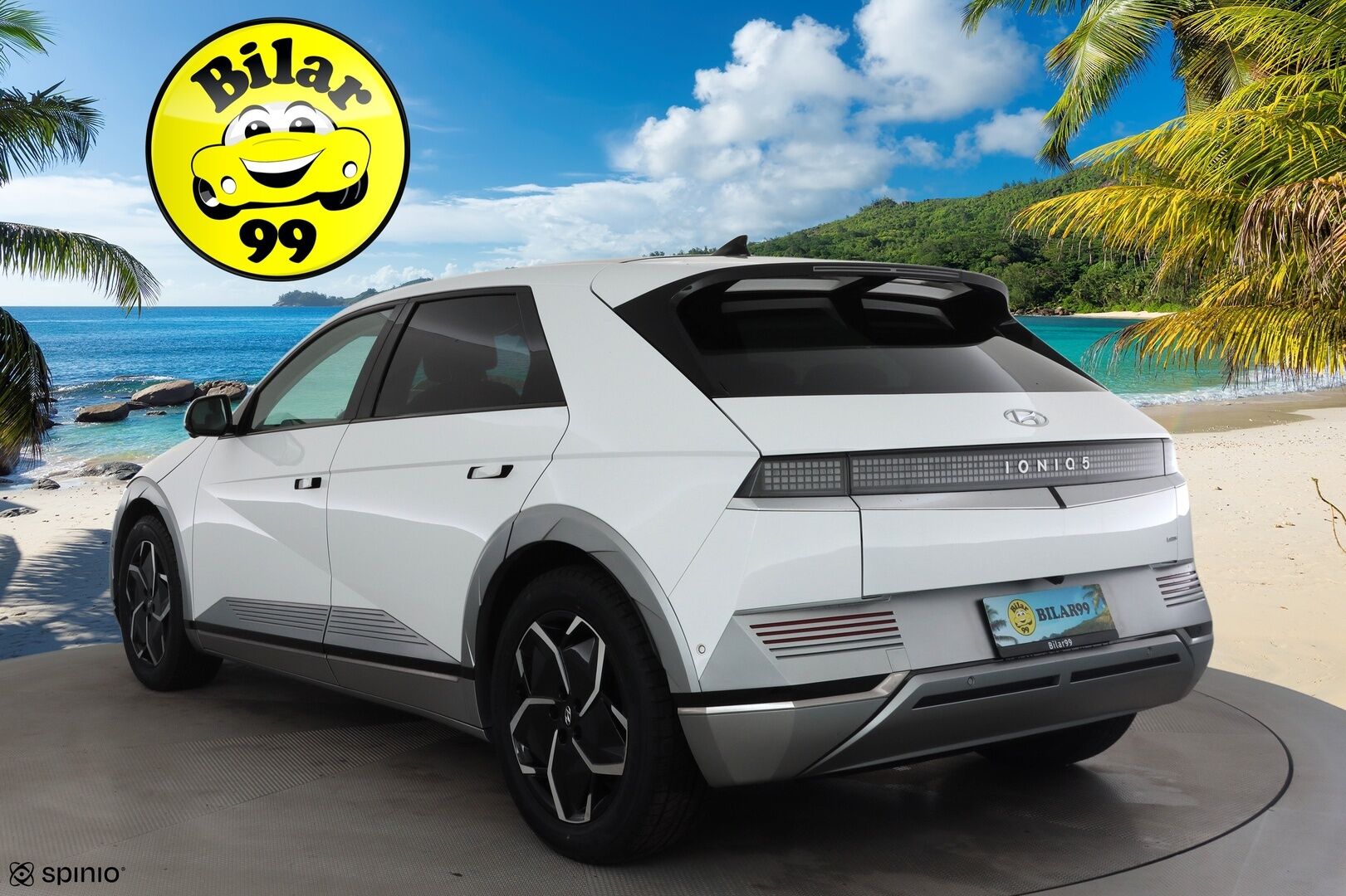 HYUNDAI IONIQ 5 2022 58 kWh 235hv AWD Uniq * ACC / HUD / Solar-katto / 360° / Bose / ILP / Ilmastoidut nahat / Muistipenkki / LED / Navi * - HULLU BLACKWEEK KORKOTARJOUS 2,49%