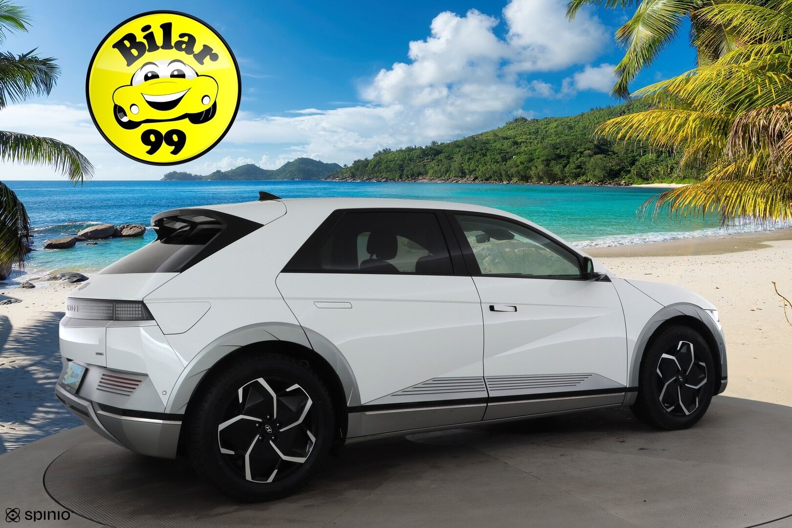 HYUNDAI IONIQ 5 2022 58 kWh 235hv AWD Uniq * ACC / HUD / Solar-katto / 360° / Bose / ILP / Ilmastoidut nahat / Muistipenkki / LED / Navi * - HULLU BLACKWEEK KORKOTARJOUS 2,49%