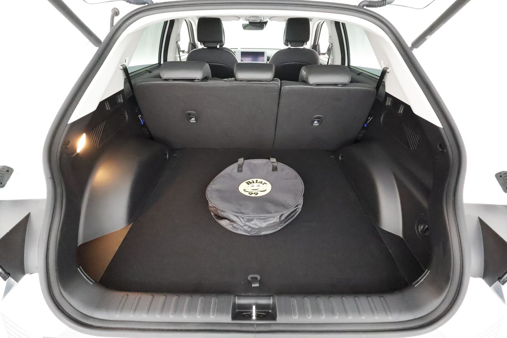 HYUNDAI IONIQ 5 2022 58 kWh 235hv AWD Uniq * ACC / HUD / Solar-katto / 360° / Bose / ILP / Ilmastoidut nahat / Muistipenkki / LED / Navi * - Akku kuntotarkastettu / 2x renkaat