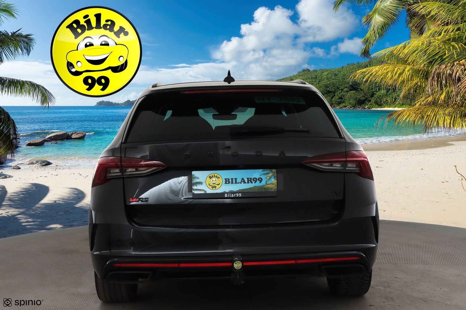 SKODA OCTAVIA RS 2022 Combi 1.4 TSI PHEV RS iV DSG * ACC / HUD / P.kamera / Matrix LED / Muistipenkit / Koukku / Navi / Webasto / KeylessGo * - Kahdet renkaat aluvanteilla / Merkkihuollettu - HULLU BLACKWEEK KORKOTARJOUS 2,49%