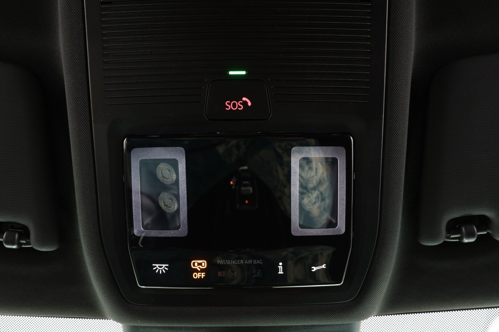 SKODA OCTAVIA RS 2022 Combi 1.4 TSI PHEV RS iV DSG * ACC / HUD / P.kamera / Matrix LED / Muistipenkit / Koukku / Navi / Webasto / KeylessGo * - Kahdet renkaat aluvanteilla / Merkkihuollettu - HULLU BLACKWEEK KORKOTARJOUS 2,49%